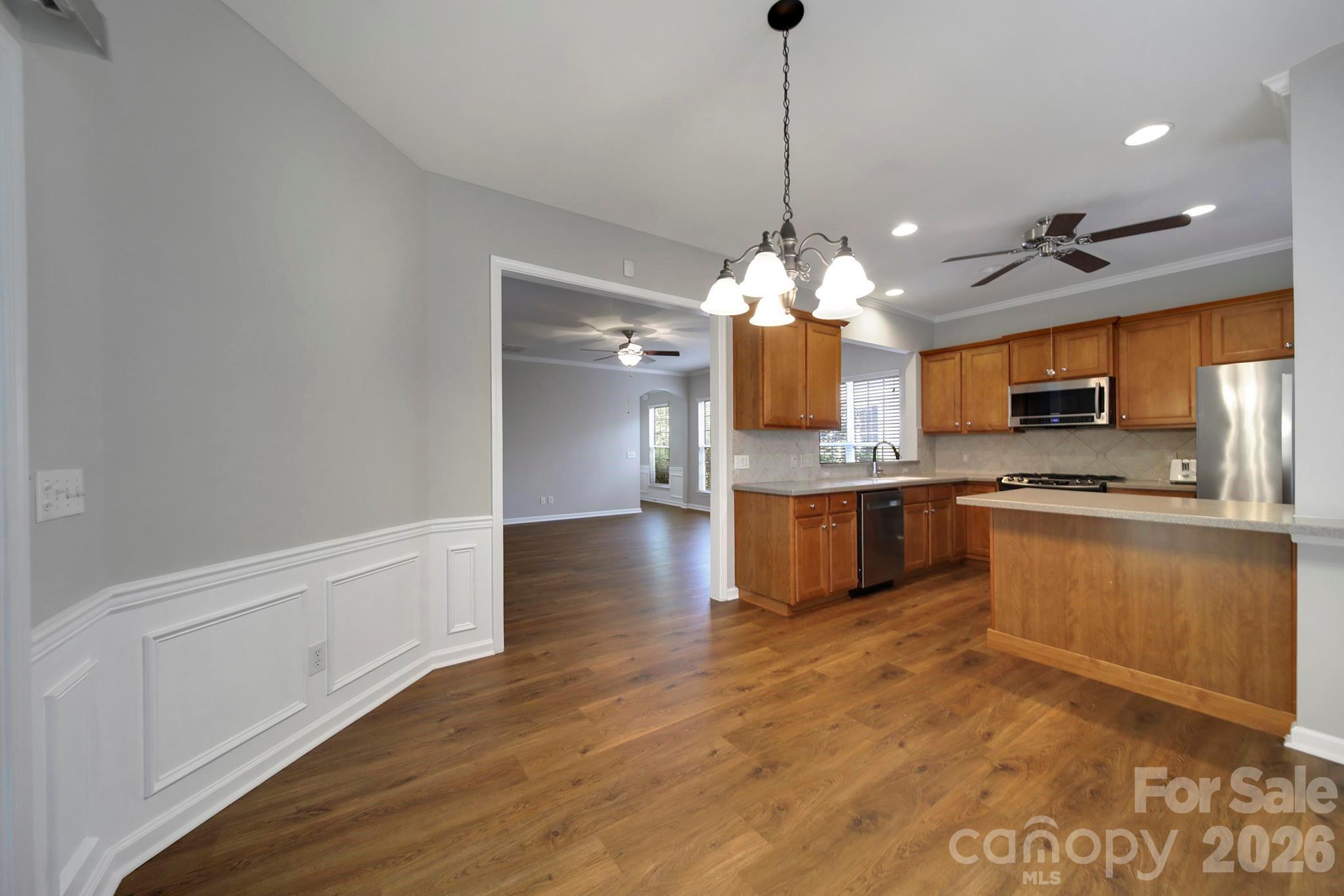 1028 Sweetleaf Drive Property Photo 8