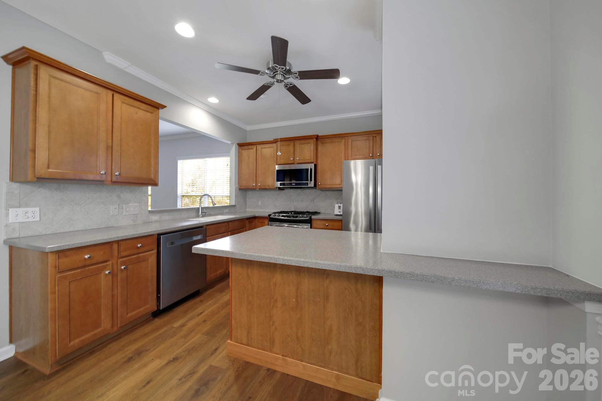 1028 Sweetleaf Drive Property Photo 9