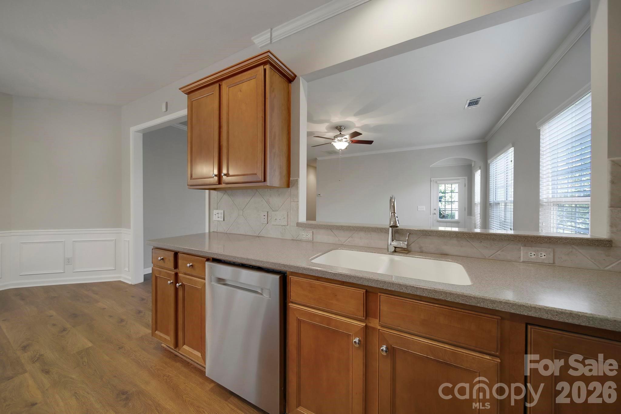 1028 Sweetleaf Drive Property Photo 10