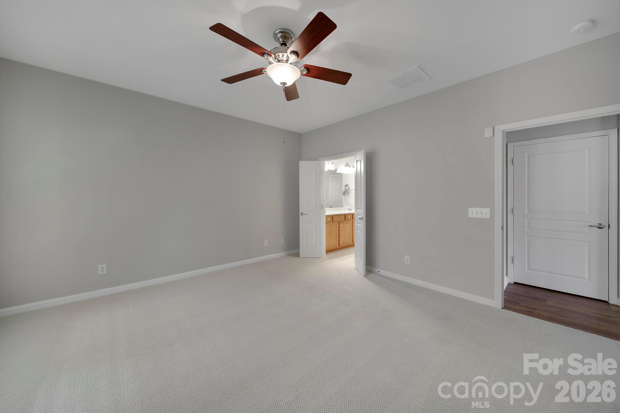1028 Sweetleaf Drive Property Photo 16