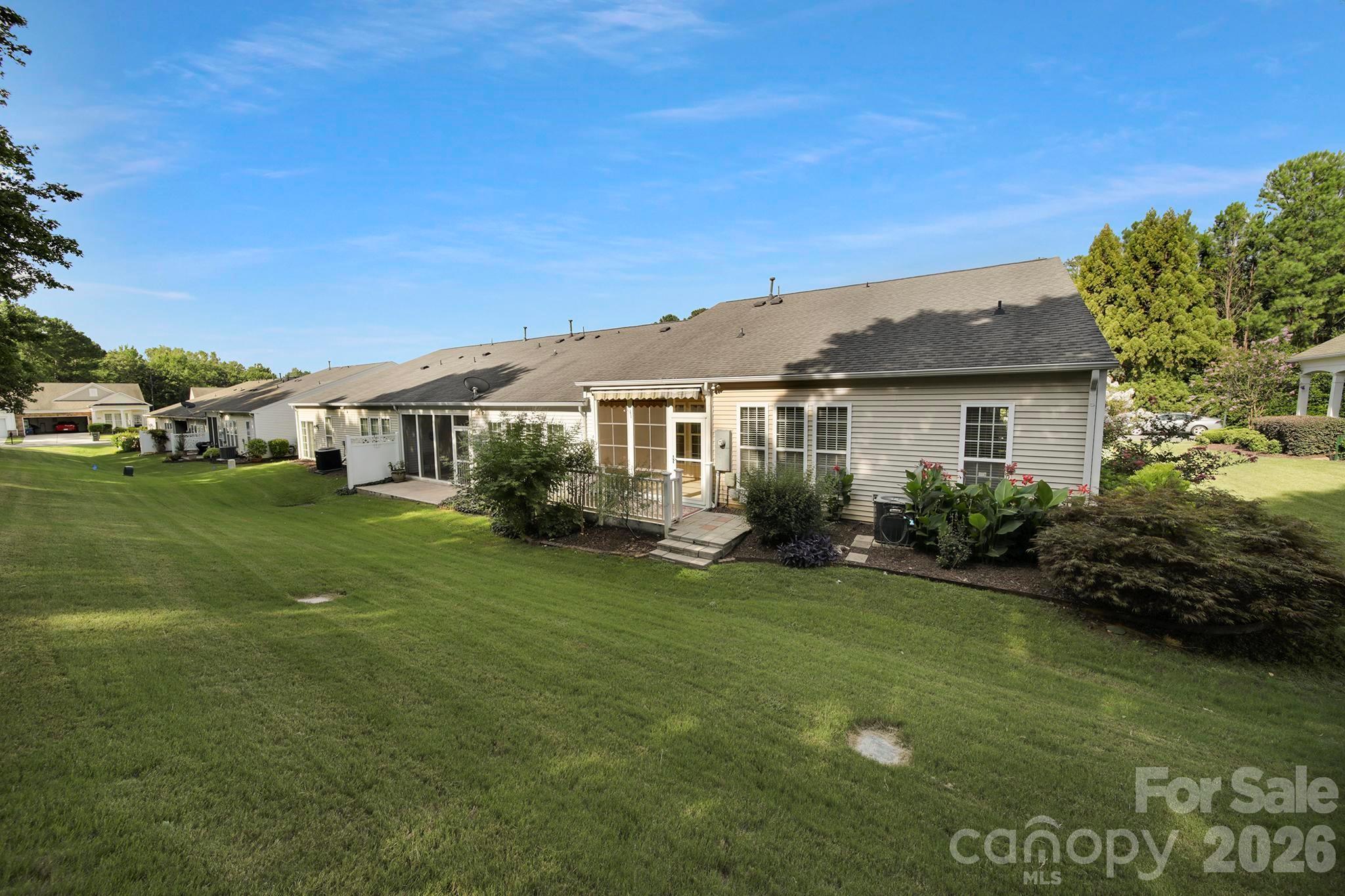 1028 Sweetleaf Drive Property Photo 26