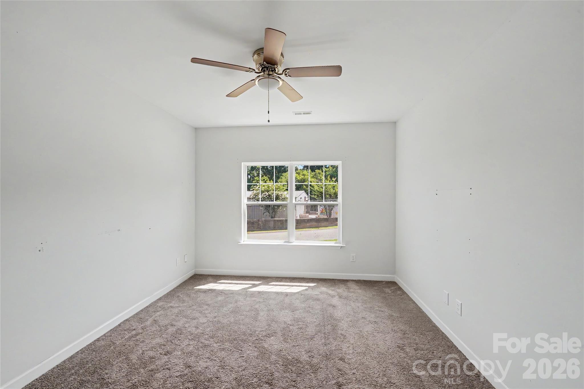 219 N Scruggs Street Property Photo 5