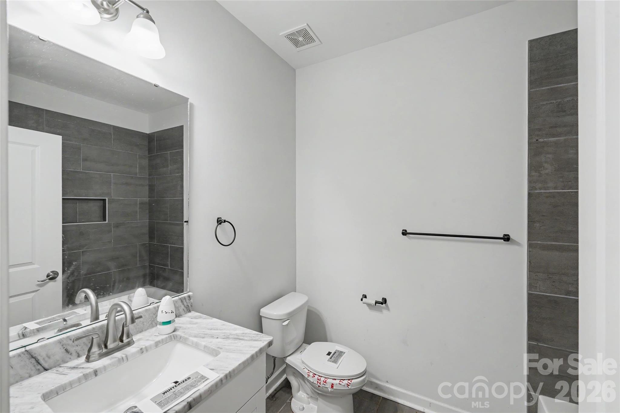 219 N Scruggs Street Property Photo 6
