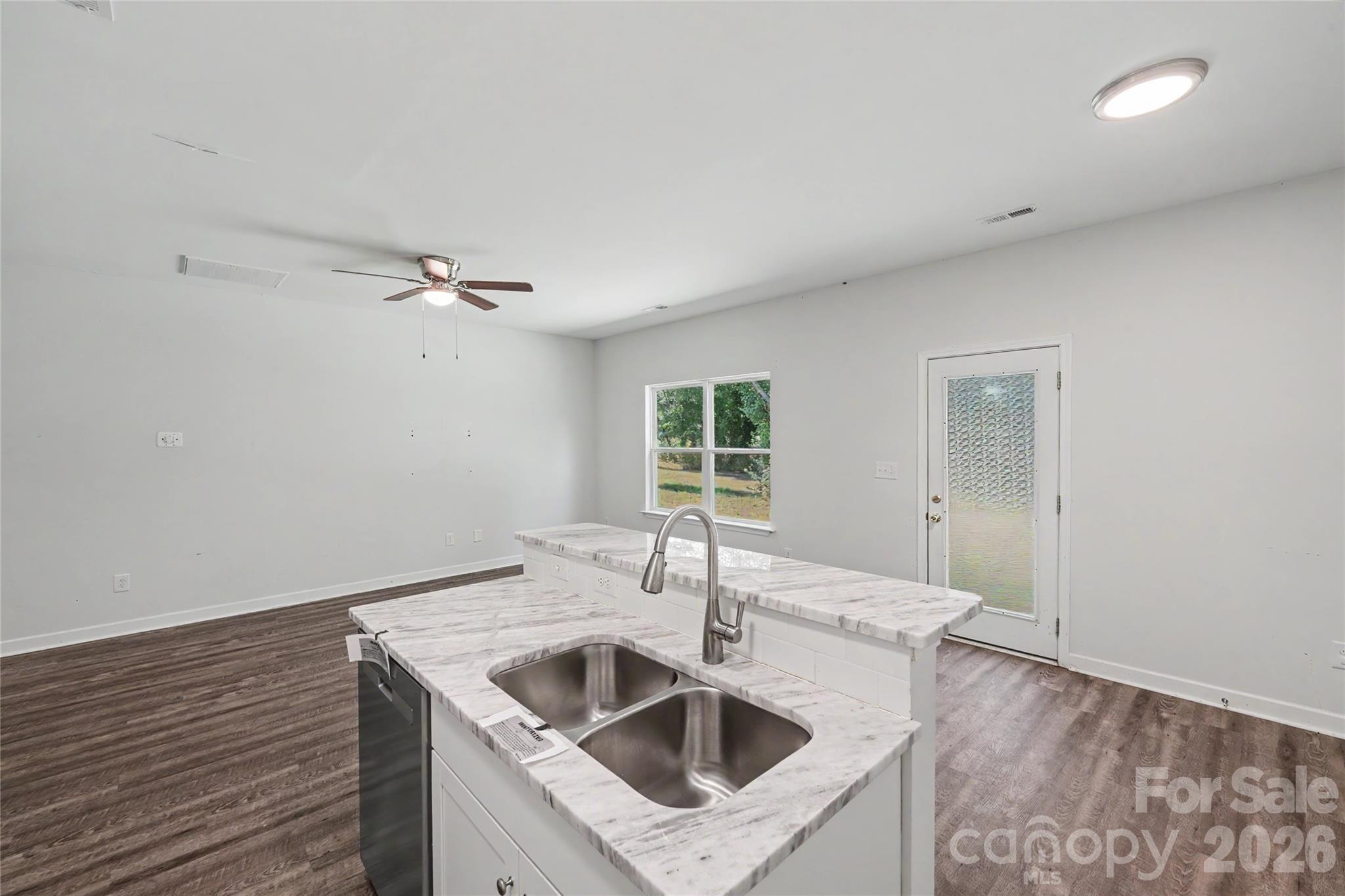 219 N Scruggs Street Property Photo 14