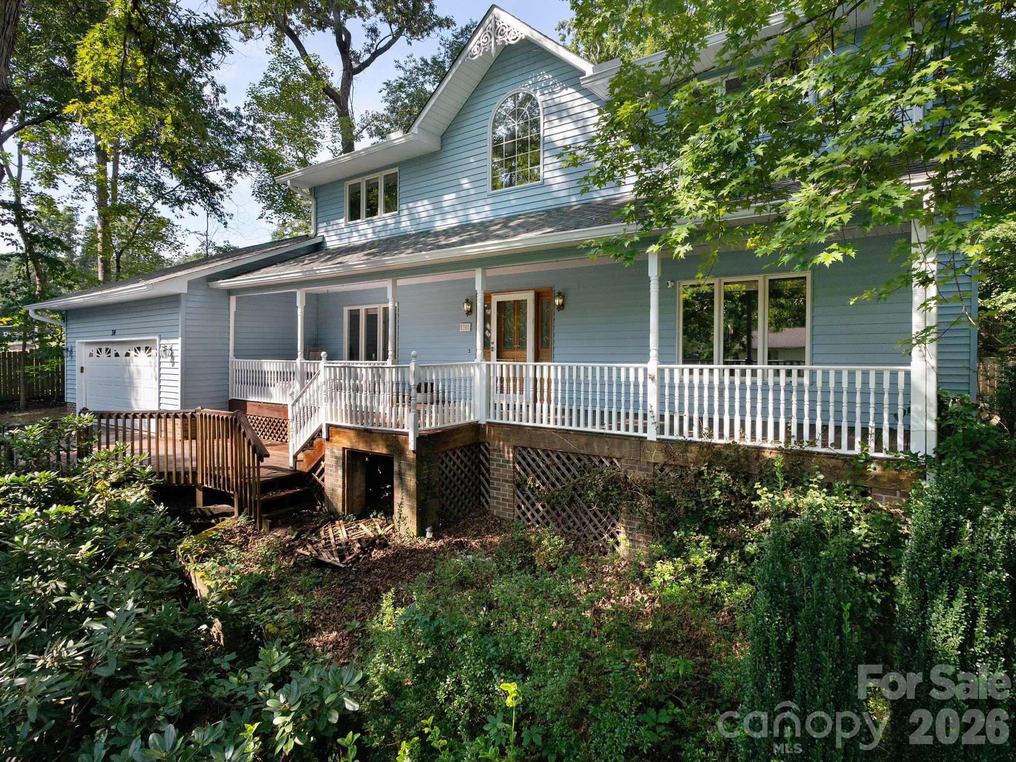 30 S Oaks Circle Property Photo 1