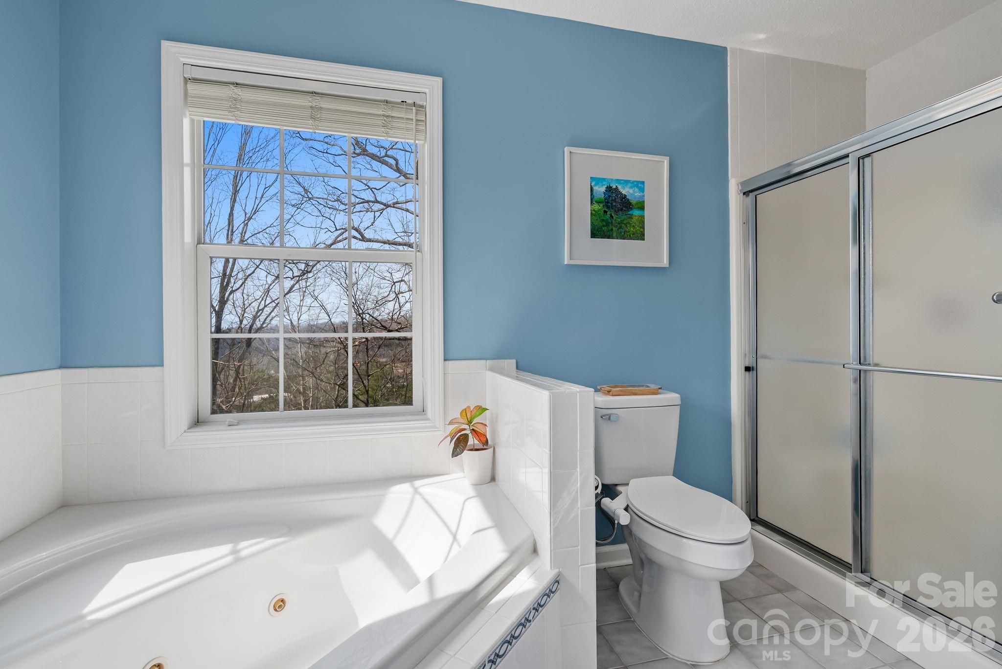 505 Kings Ridge Property Photo 18