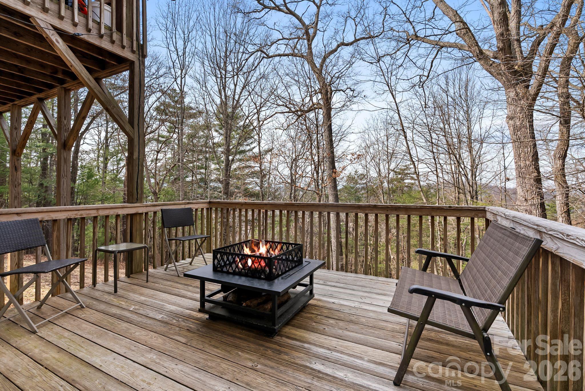 505 Kings Ridge Property Photo 34
