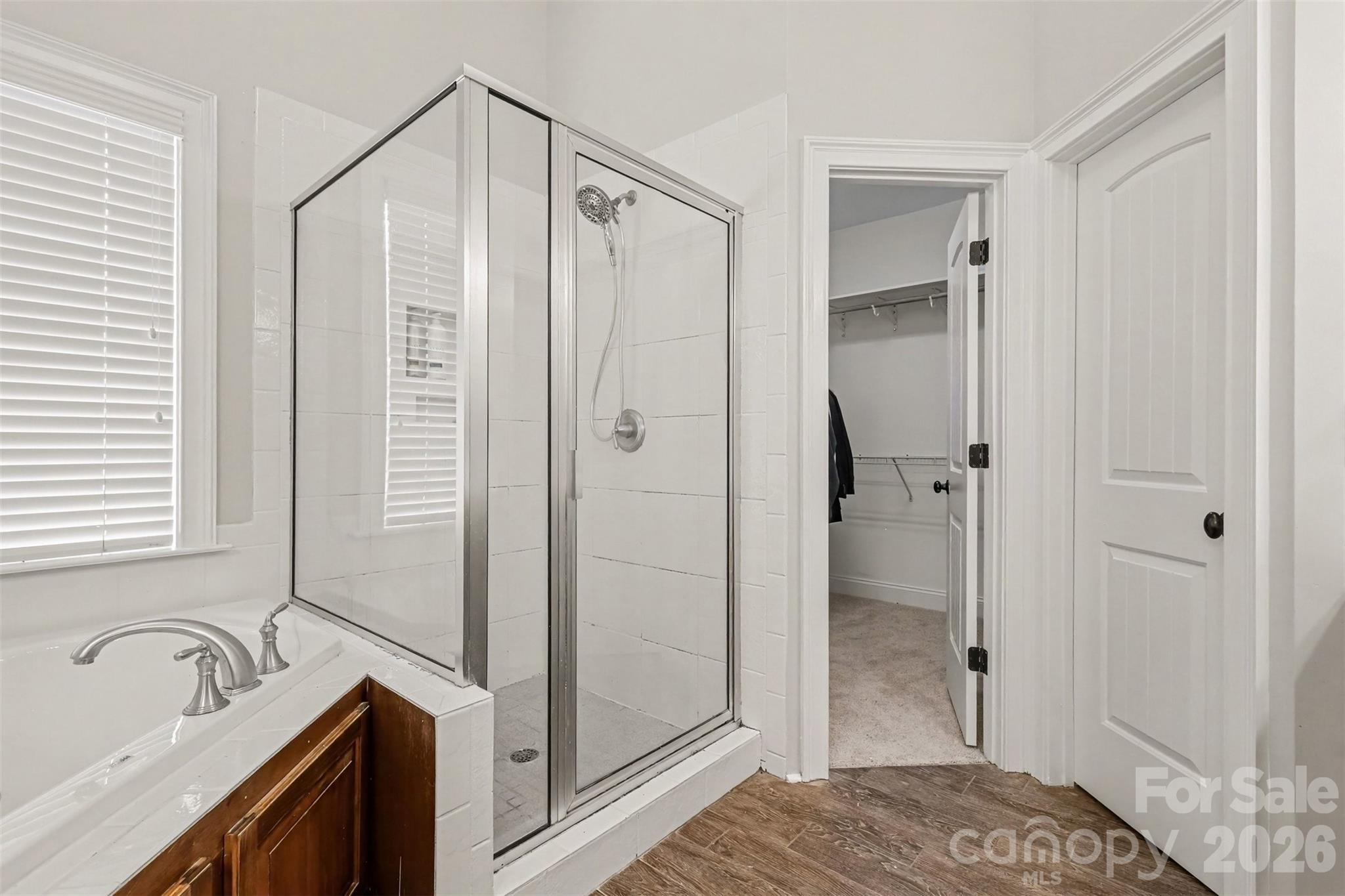 1004 Creekwalk Drive Property Photo 21