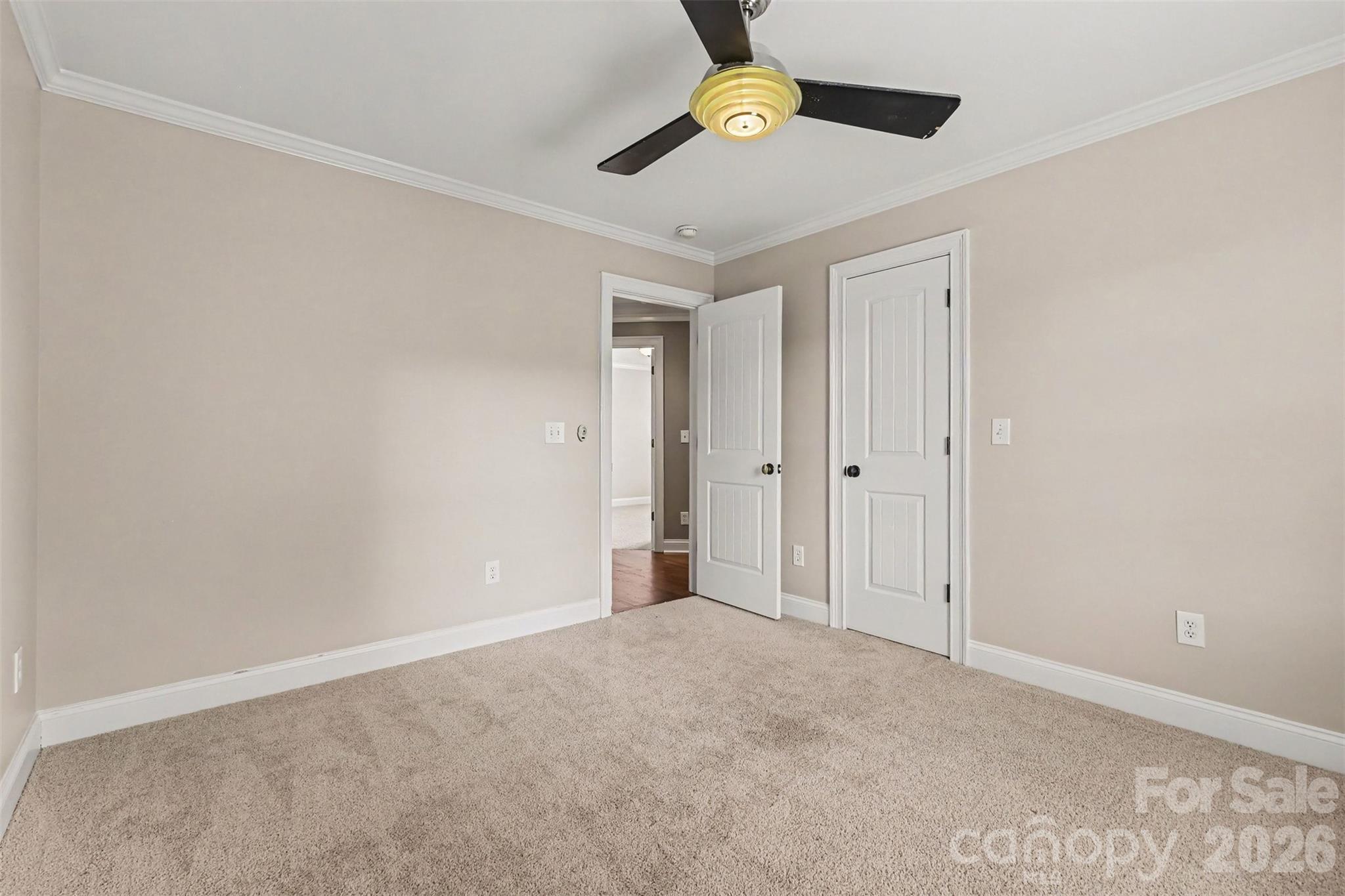 1004 Creekwalk Drive Property Photo 30