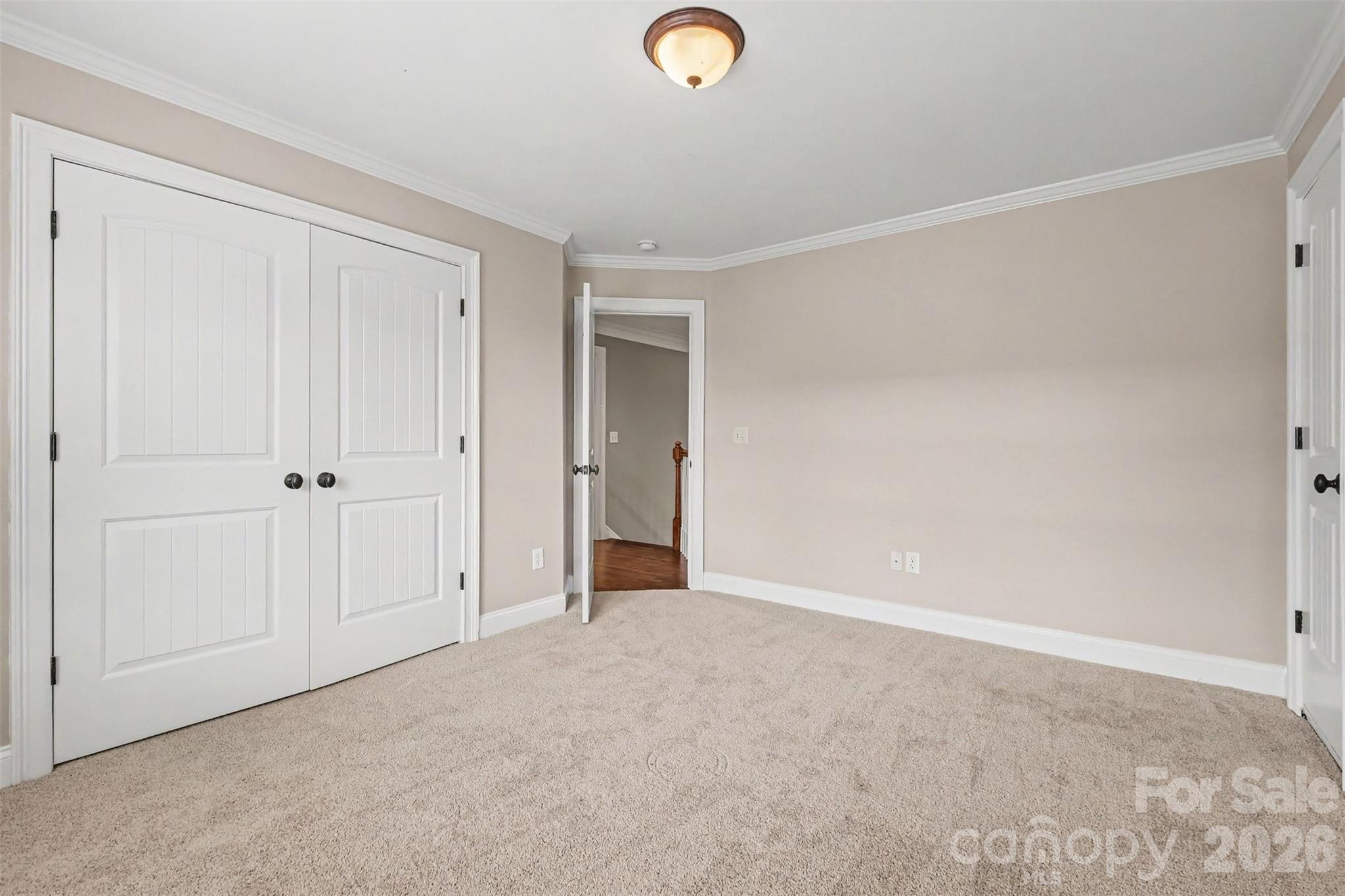 1004 Creekwalk Drive Property Photo 32