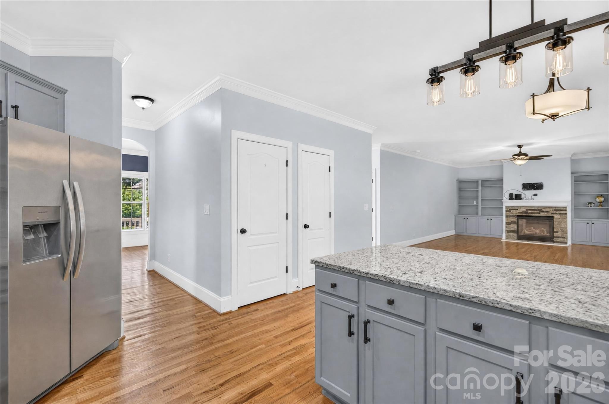 6208 Neptune Drive Property Photo 8