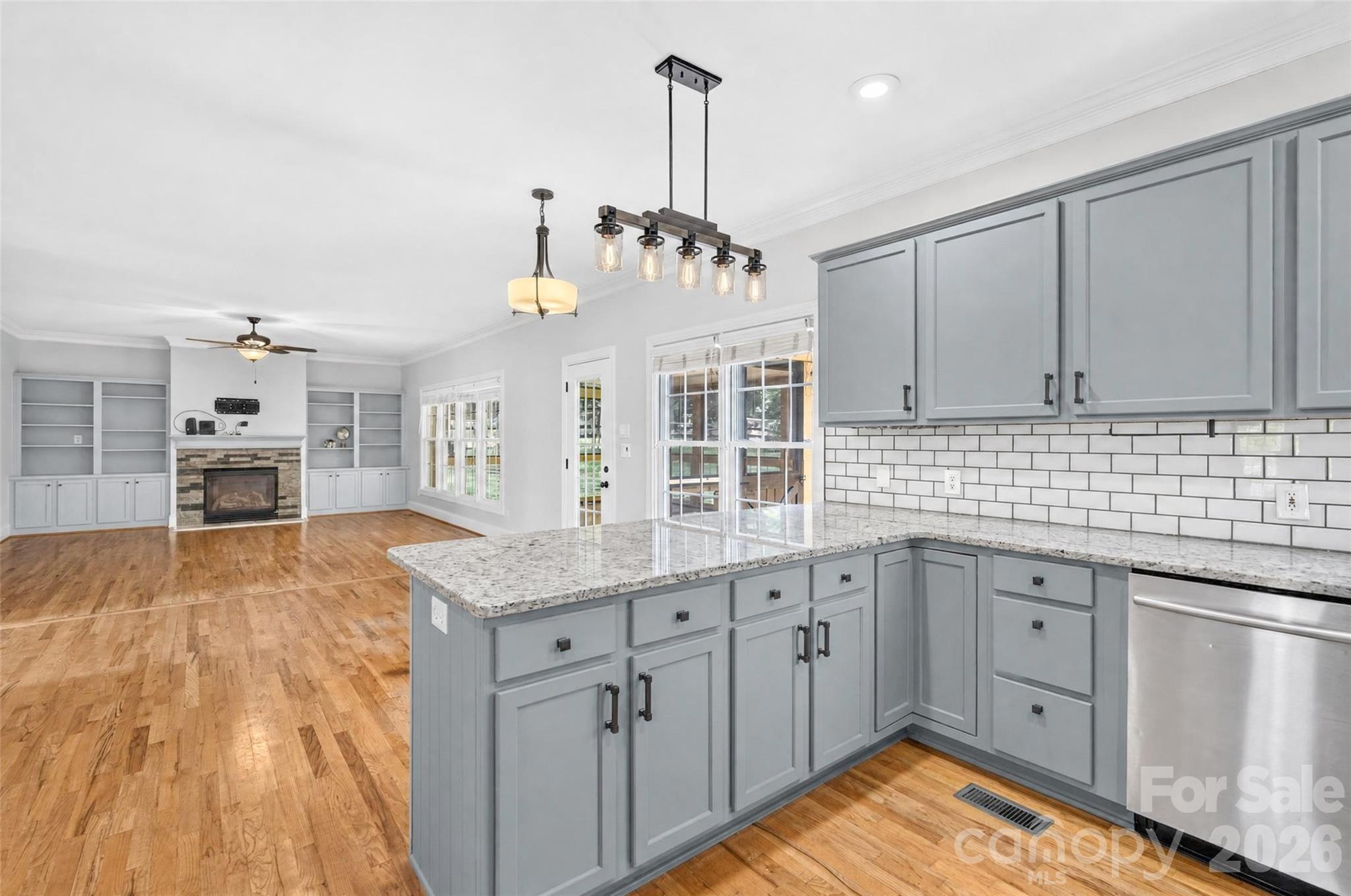 6208 Neptune Drive Property Photo 15