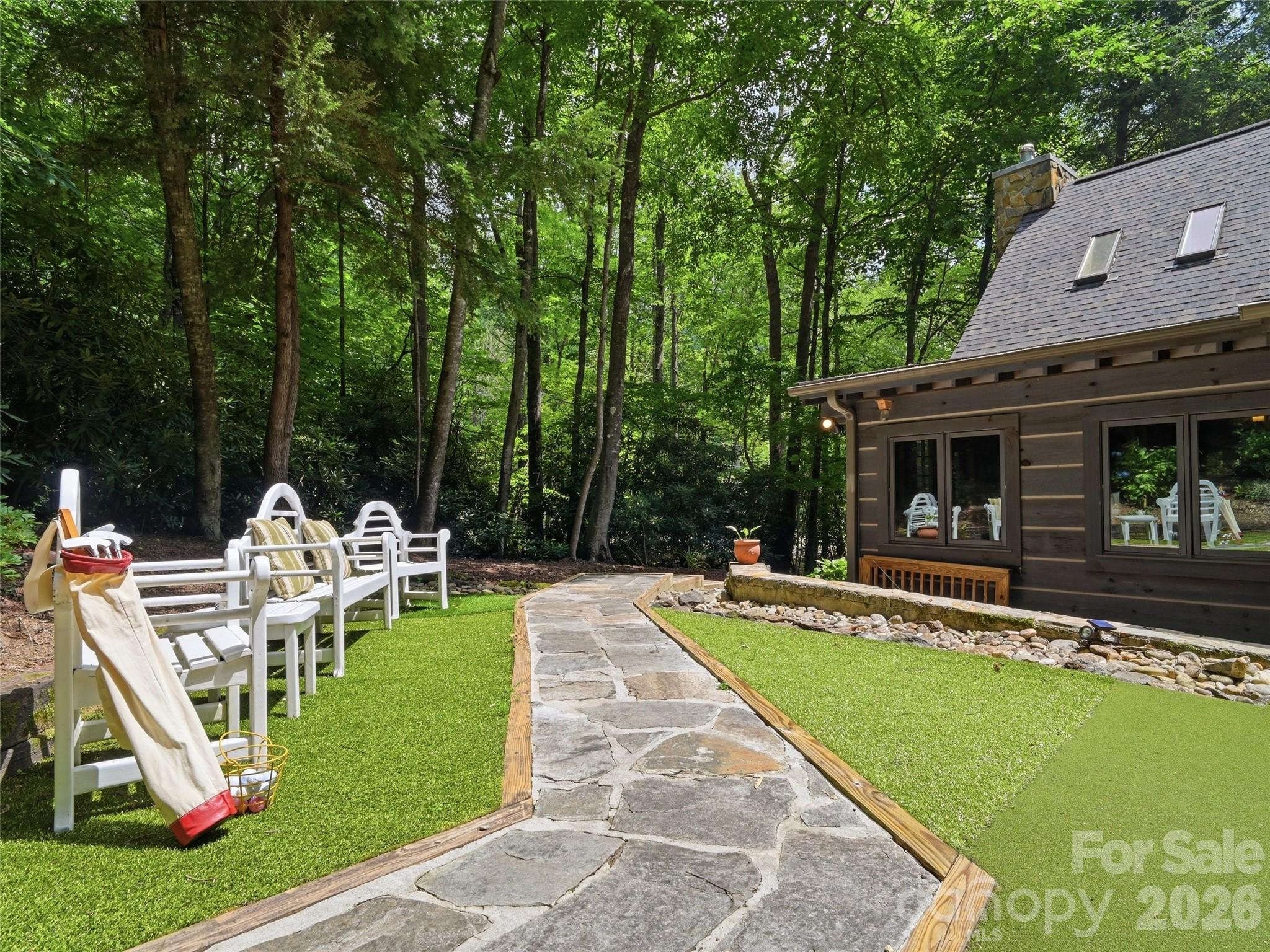 6 Laurel Branch Drive Property Photo 13