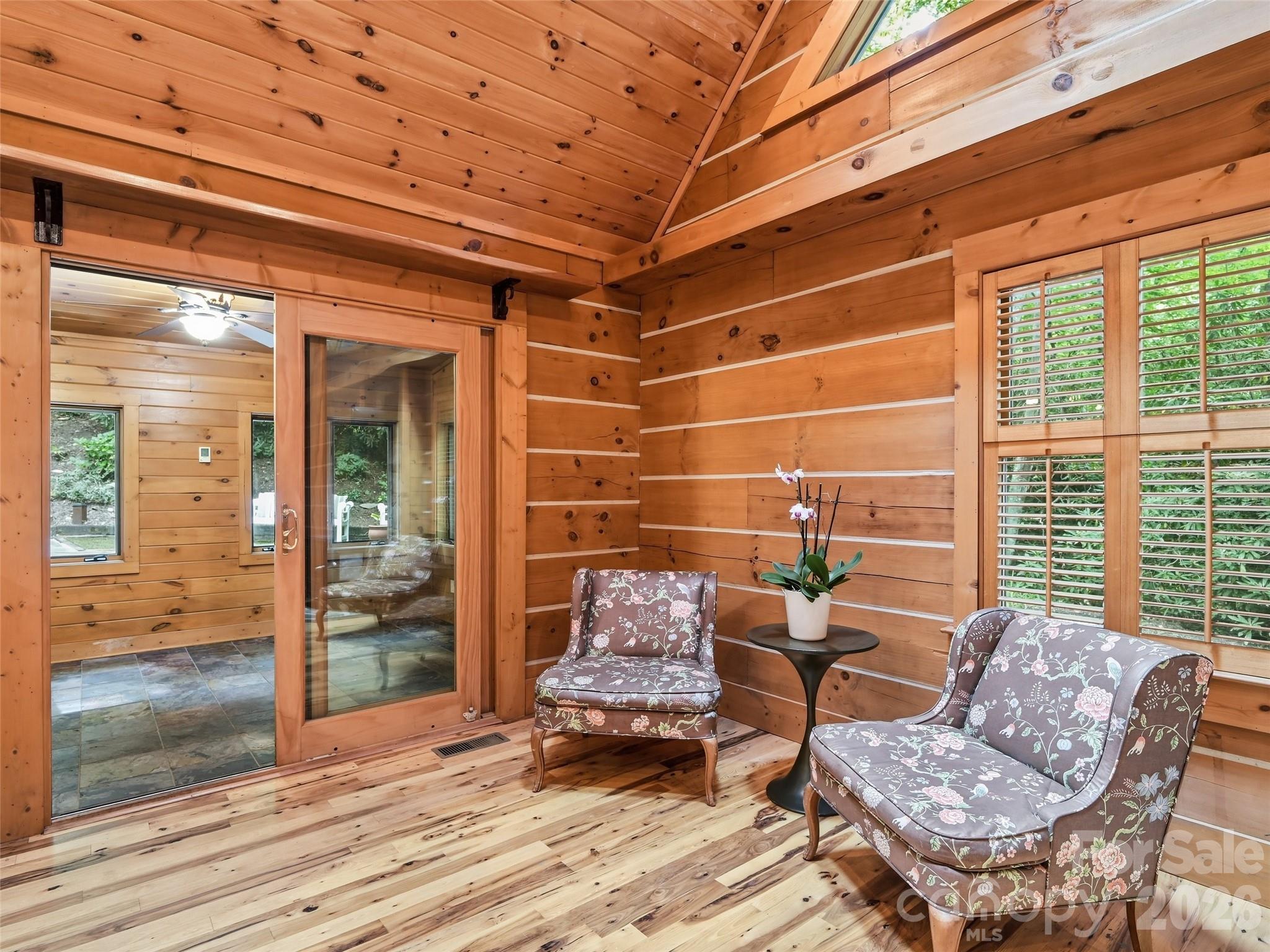 6 Laurel Branch Drive Property Photo 18