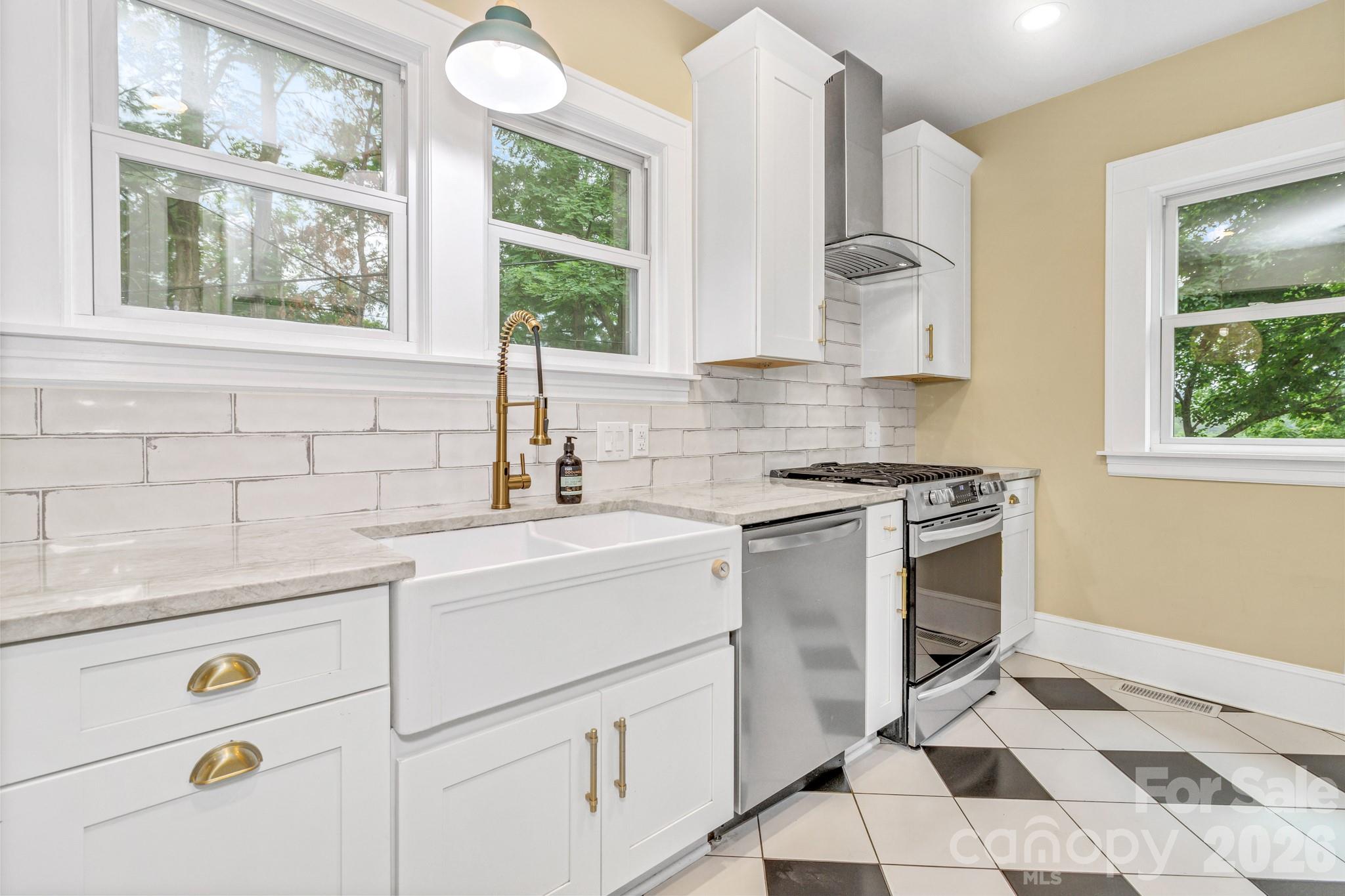 22 Fenner Avenue Property Photo 16