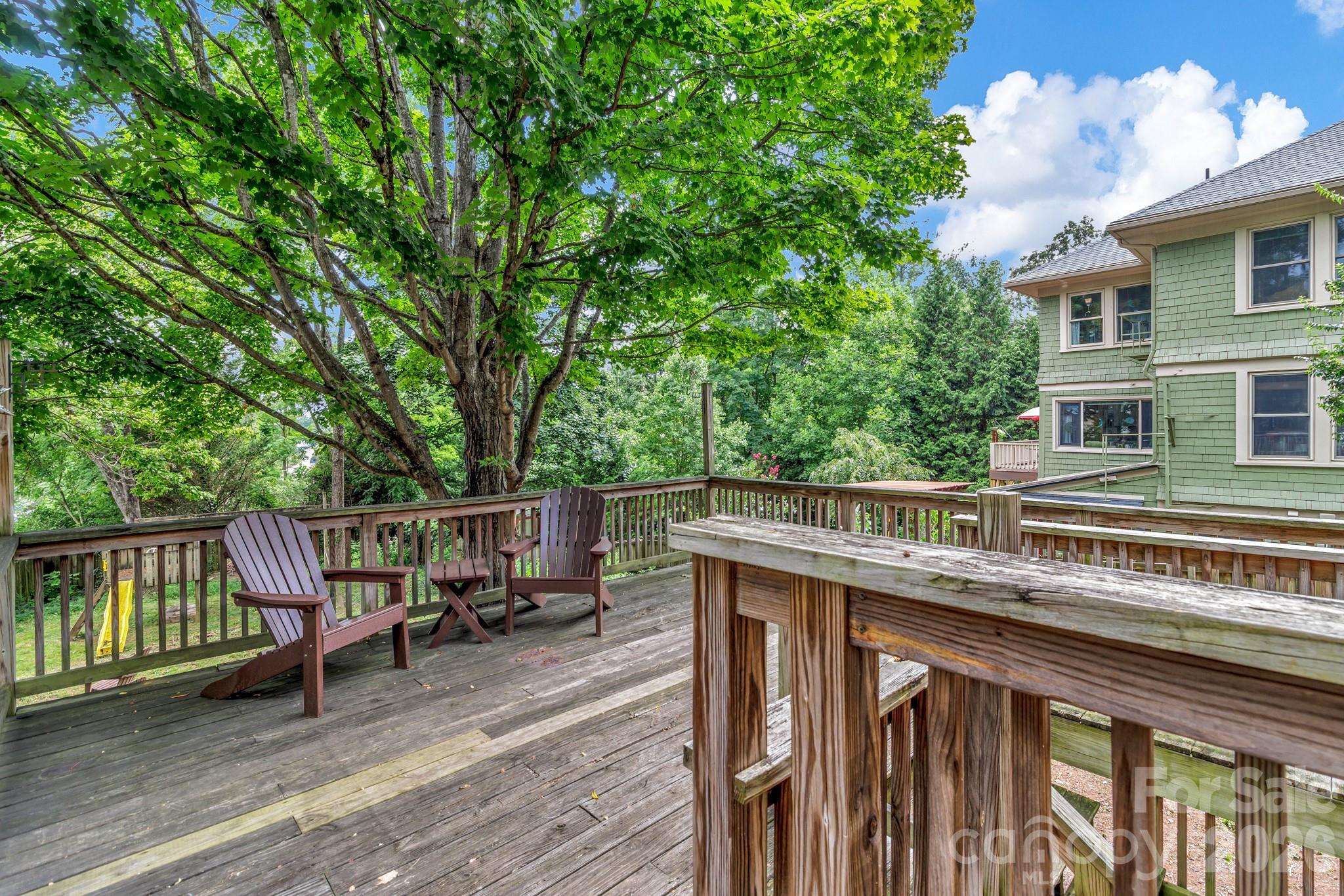 22 Fenner Avenue Property Photo 35
