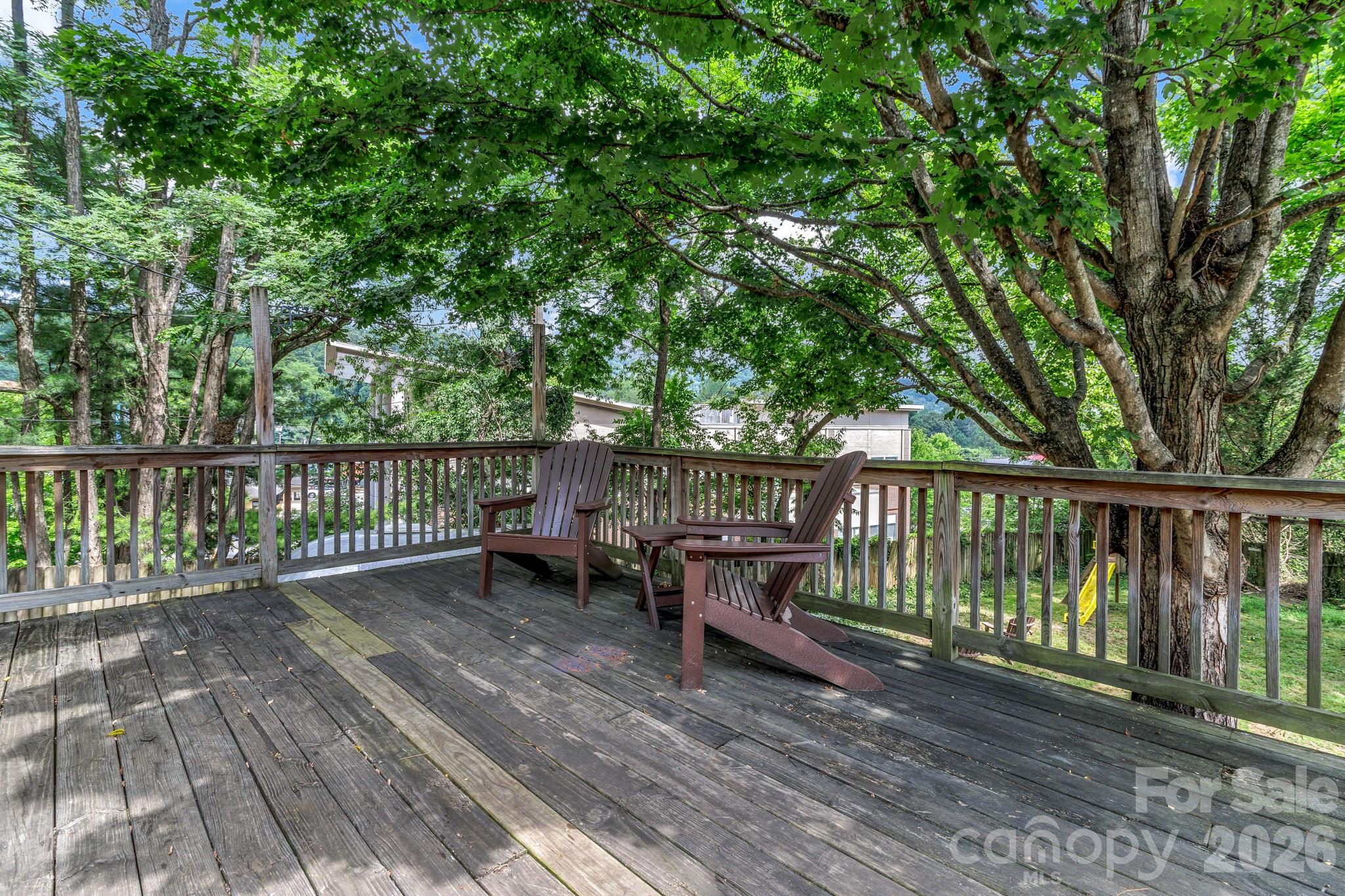 22 Fenner Avenue Property Photo 37