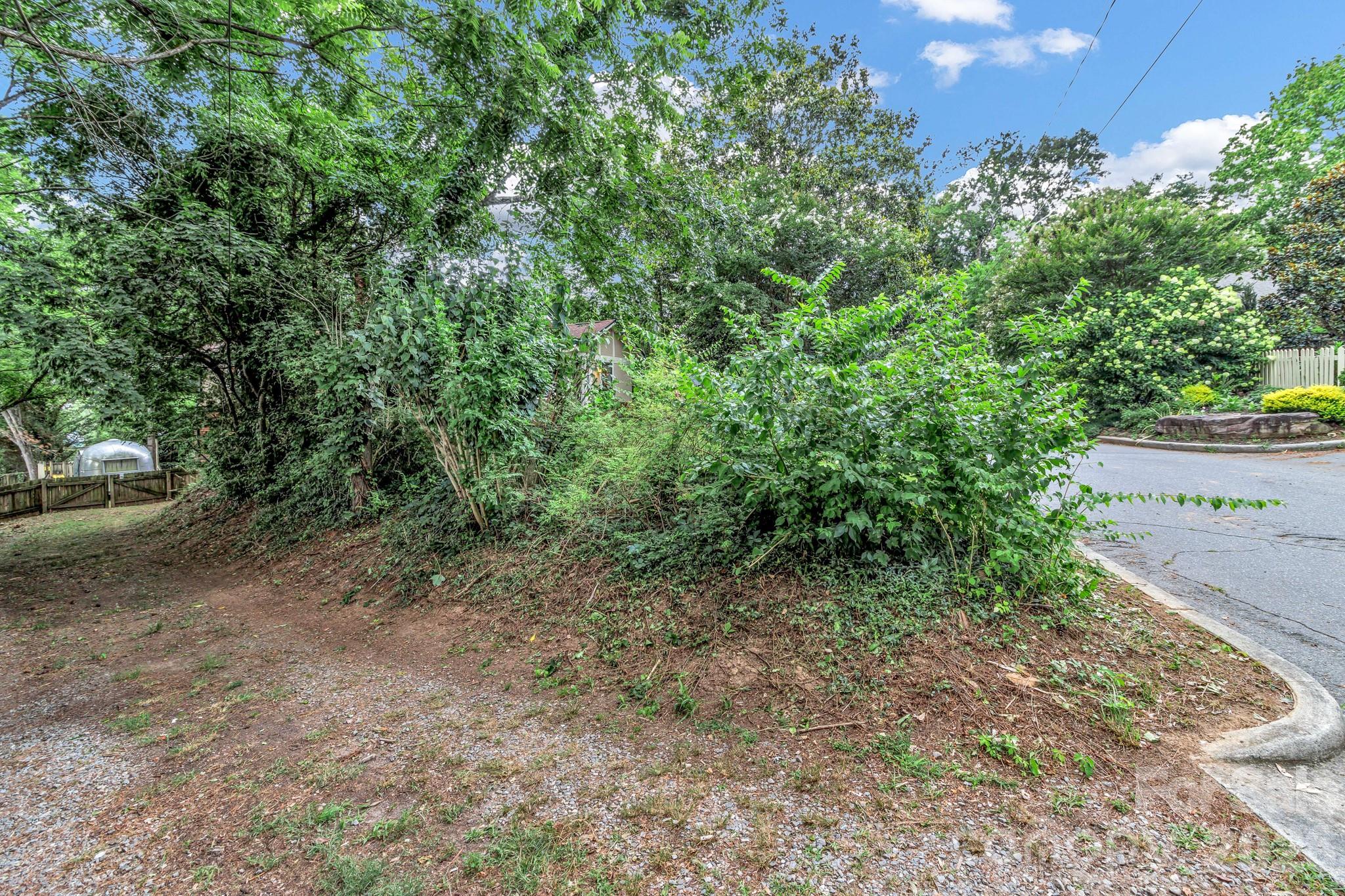 22 Fenner Avenue Property Photo 43