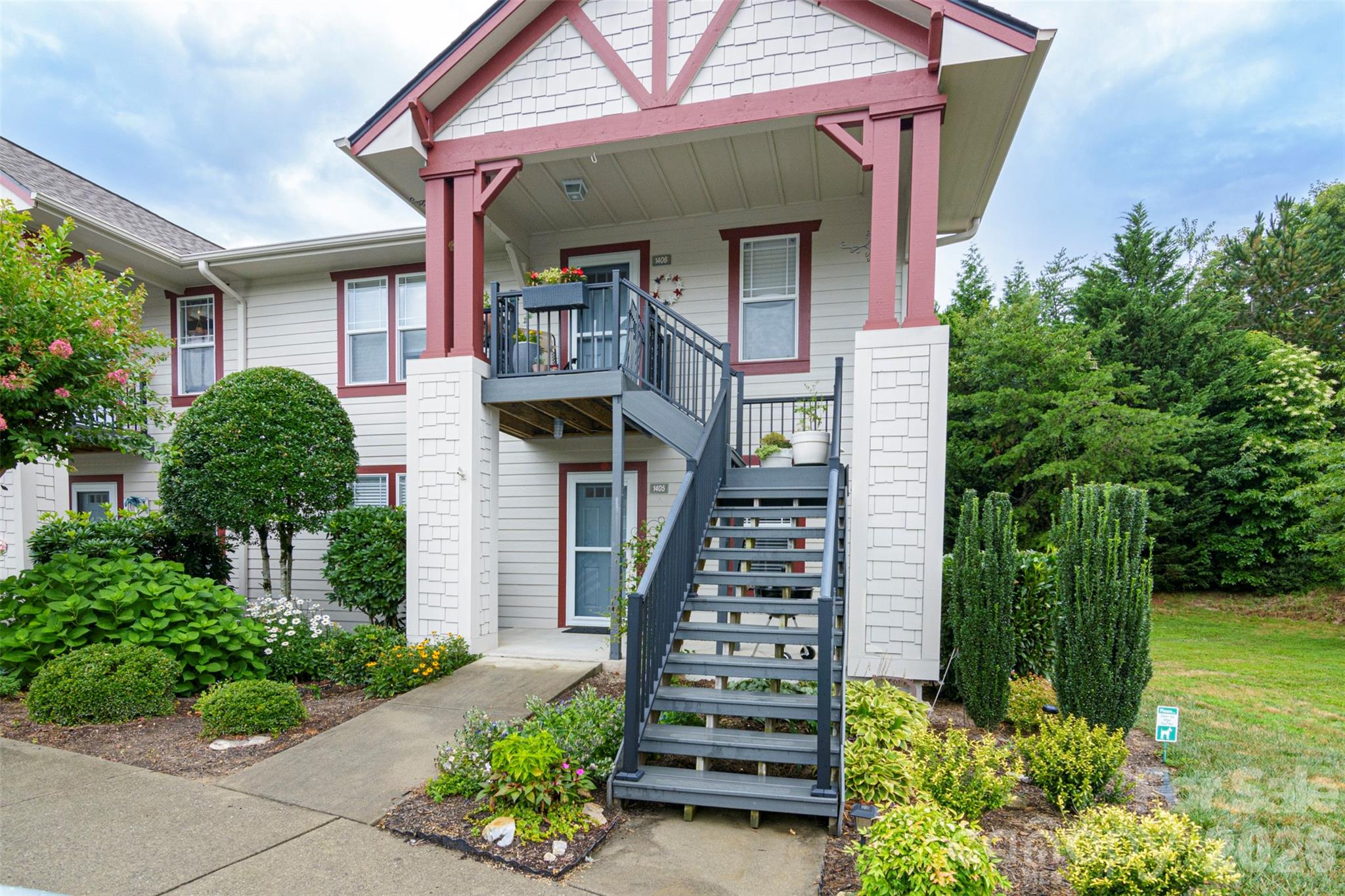 1405 Deermouse Way Property Photo 1