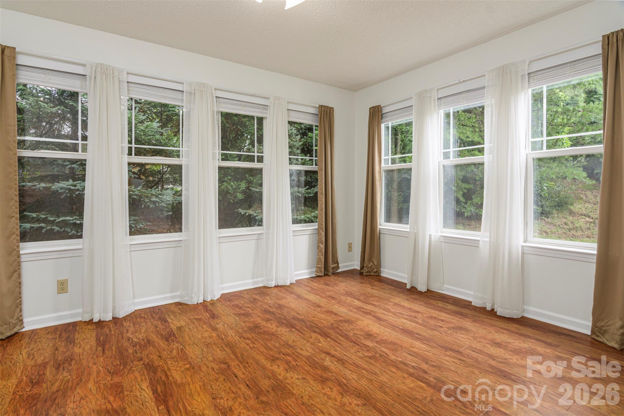 1405 Deermouse Way Property Photo 21