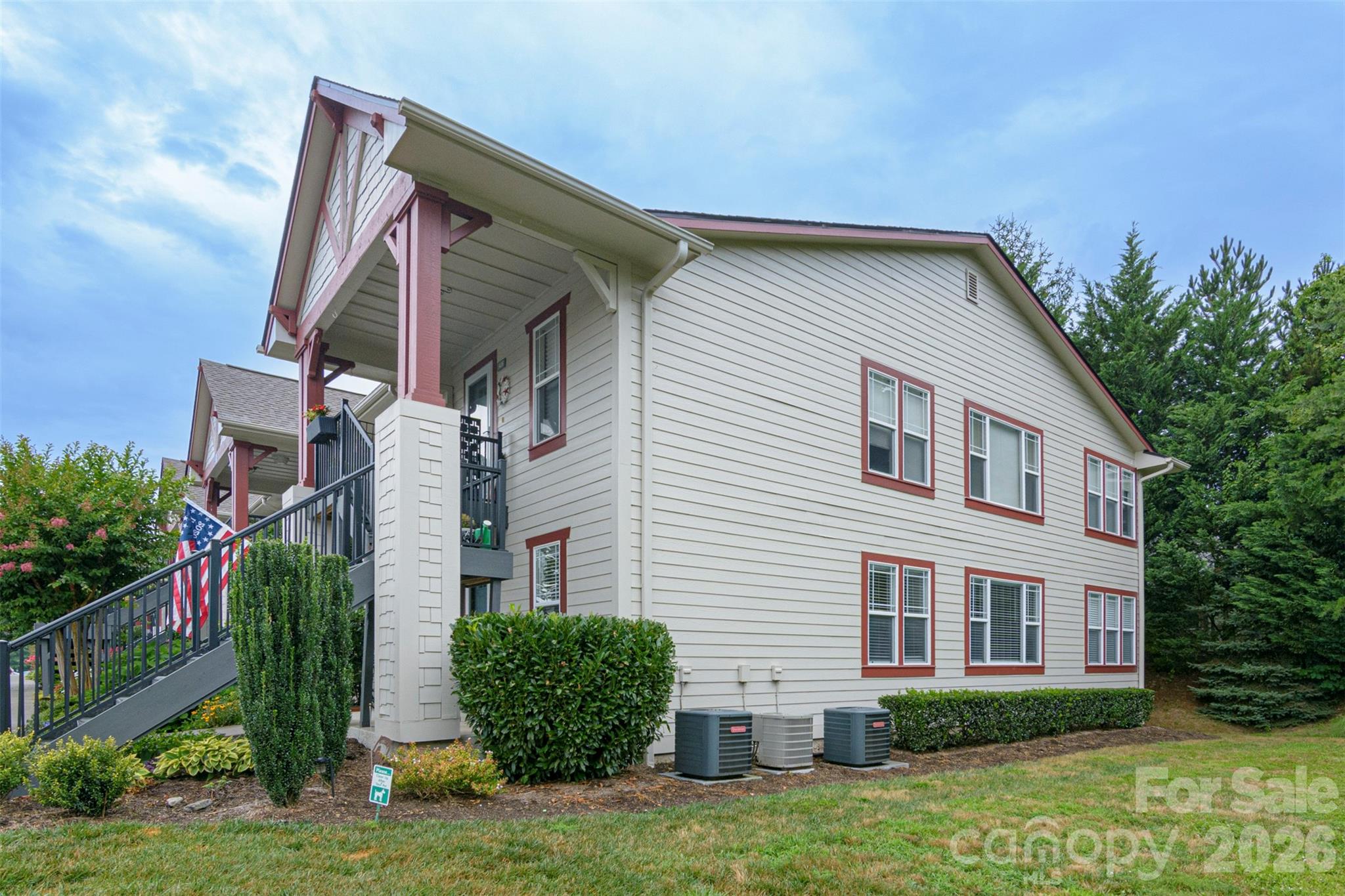 1405 Deermouse Way Property Photo 35
