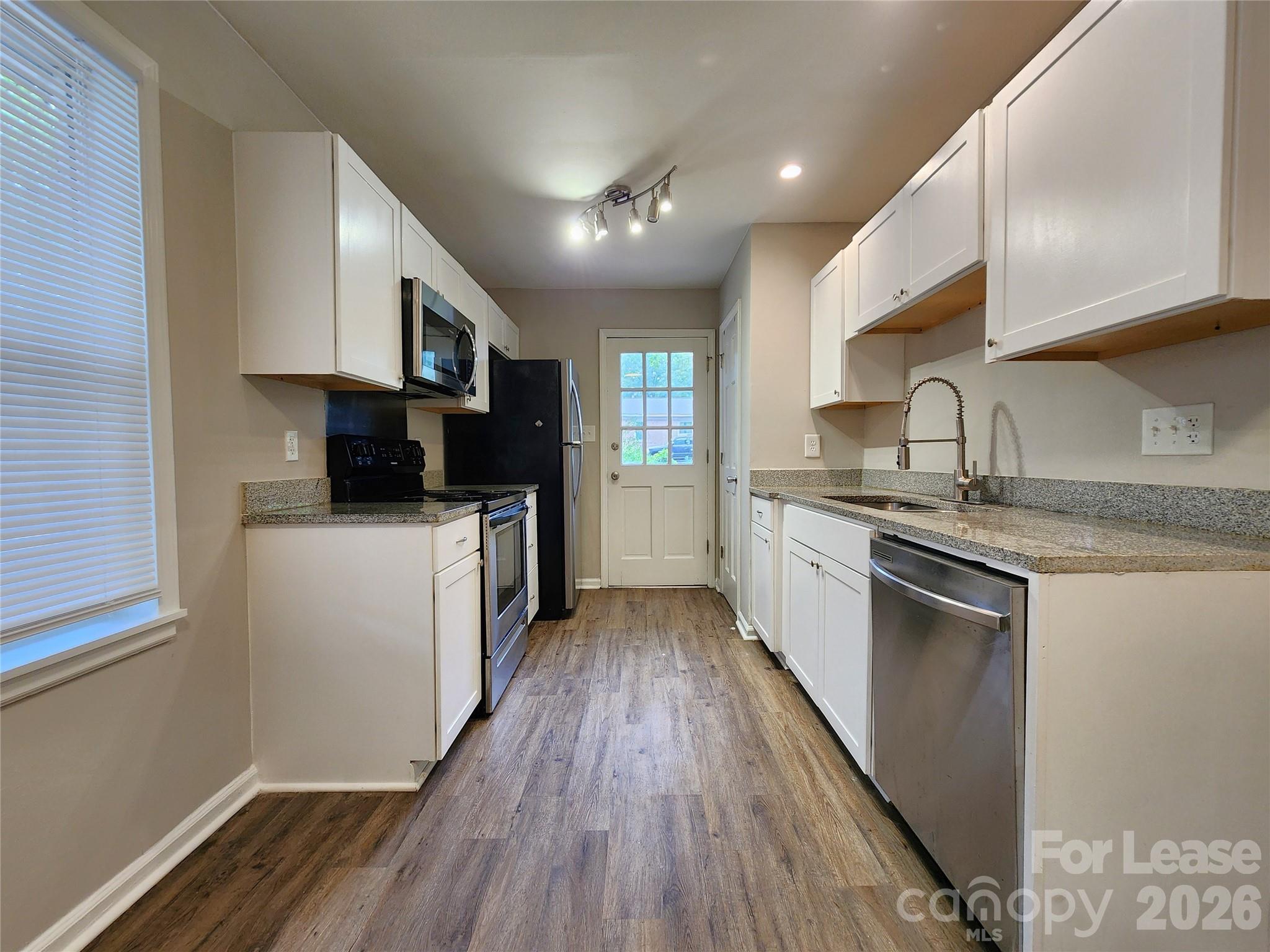 1531 E Liberty Street Property Photo 1