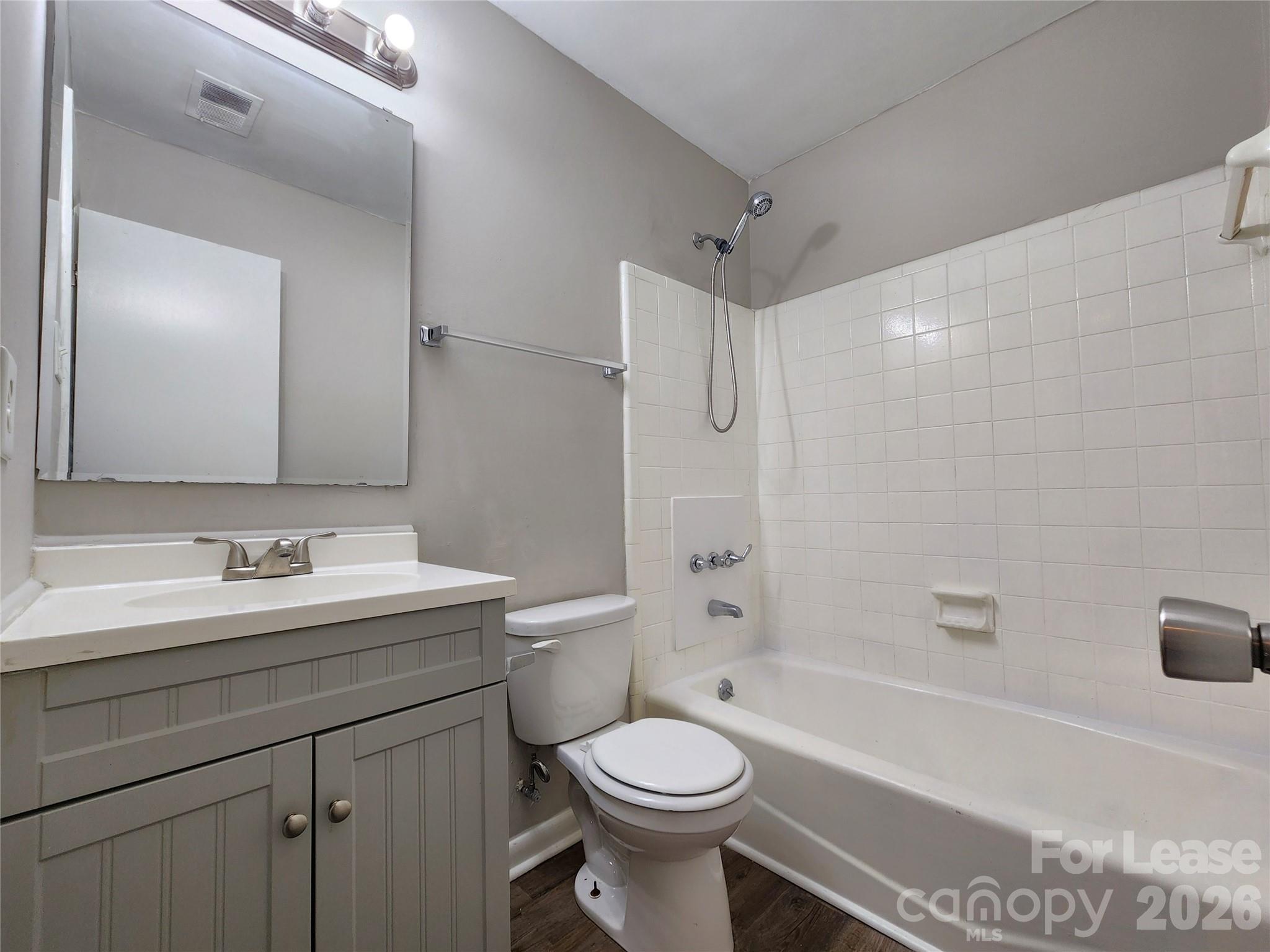 1531 E Liberty Street Property Photo 12
