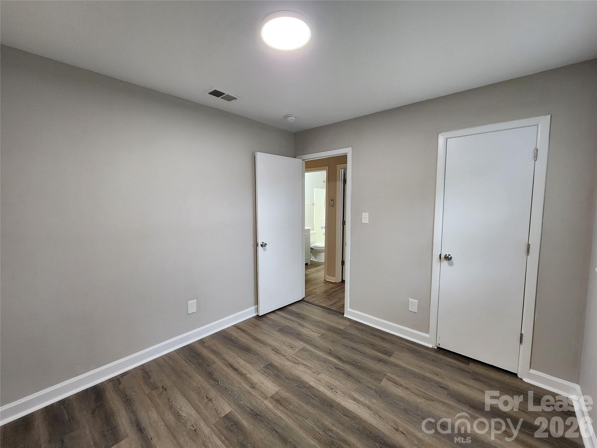1531 E Liberty Street Property Photo 14