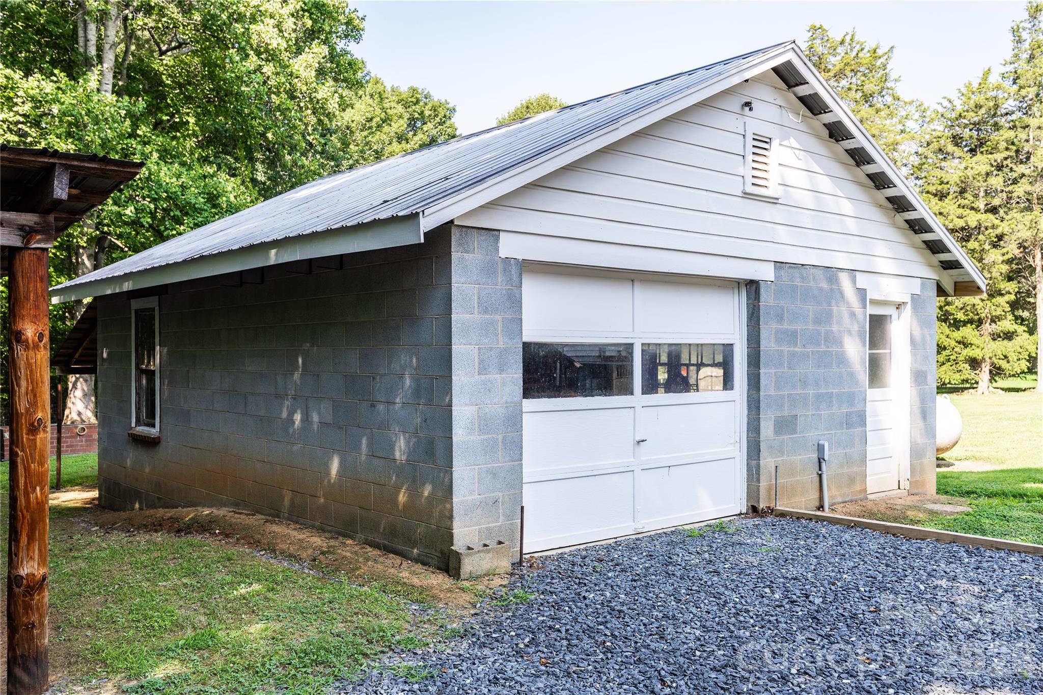 545 Mt. Shepherd Road Property Photo 32