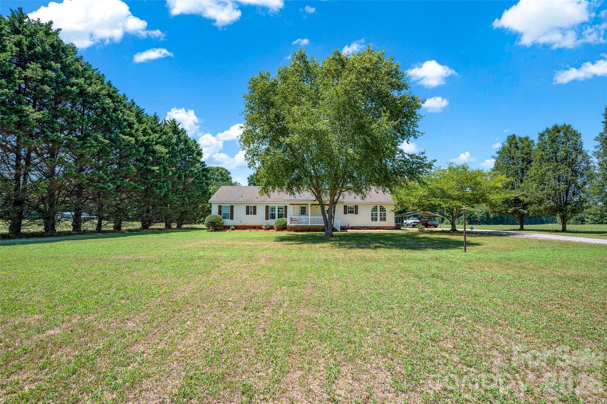 766 Midway Road Property Photo 5