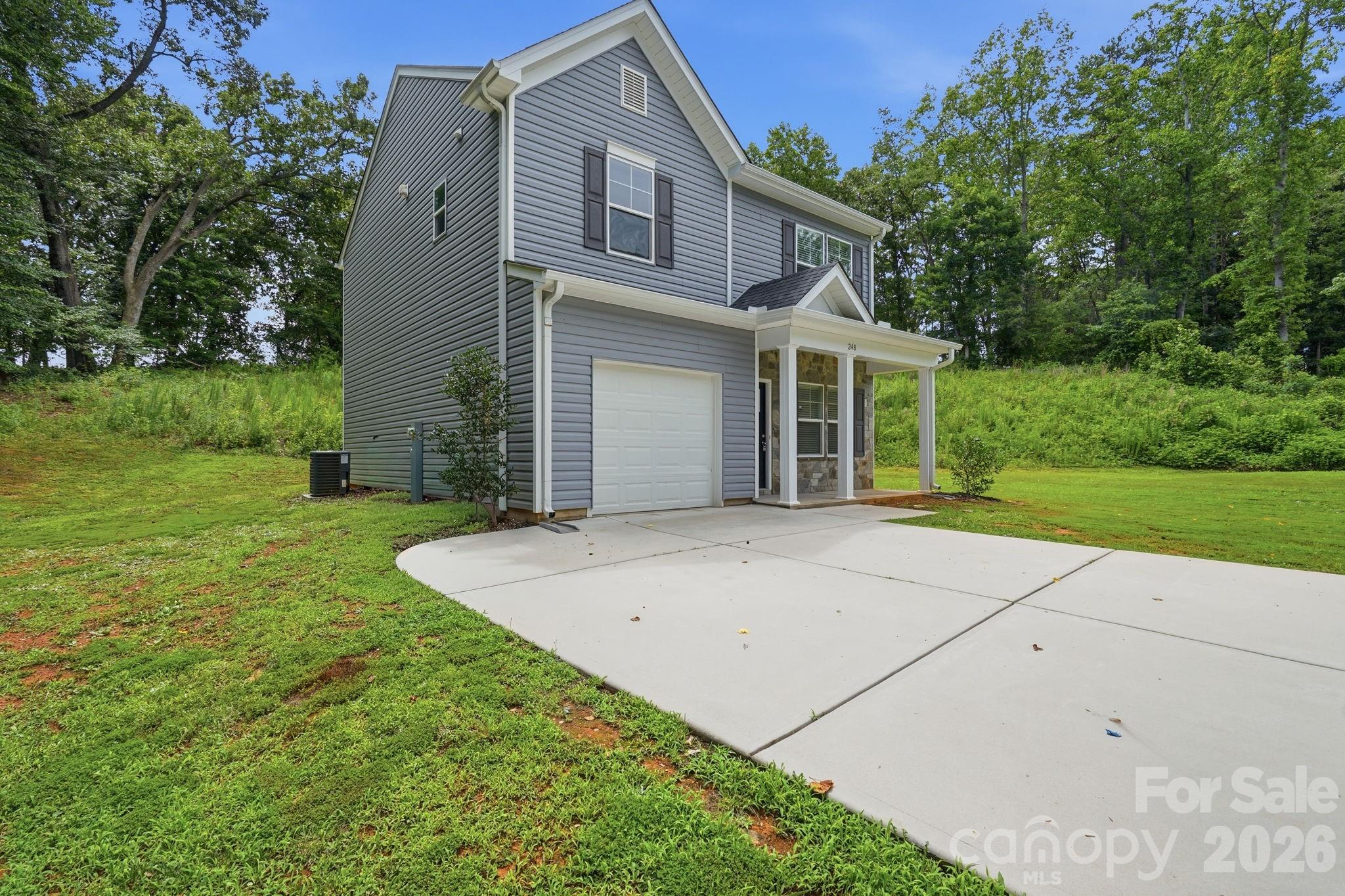 248 Valleybrook Lane Property Photo 3