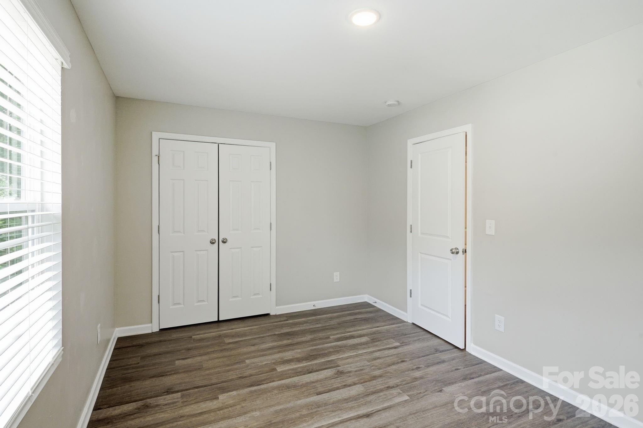 248 Valleybrook Lane Property Photo 20