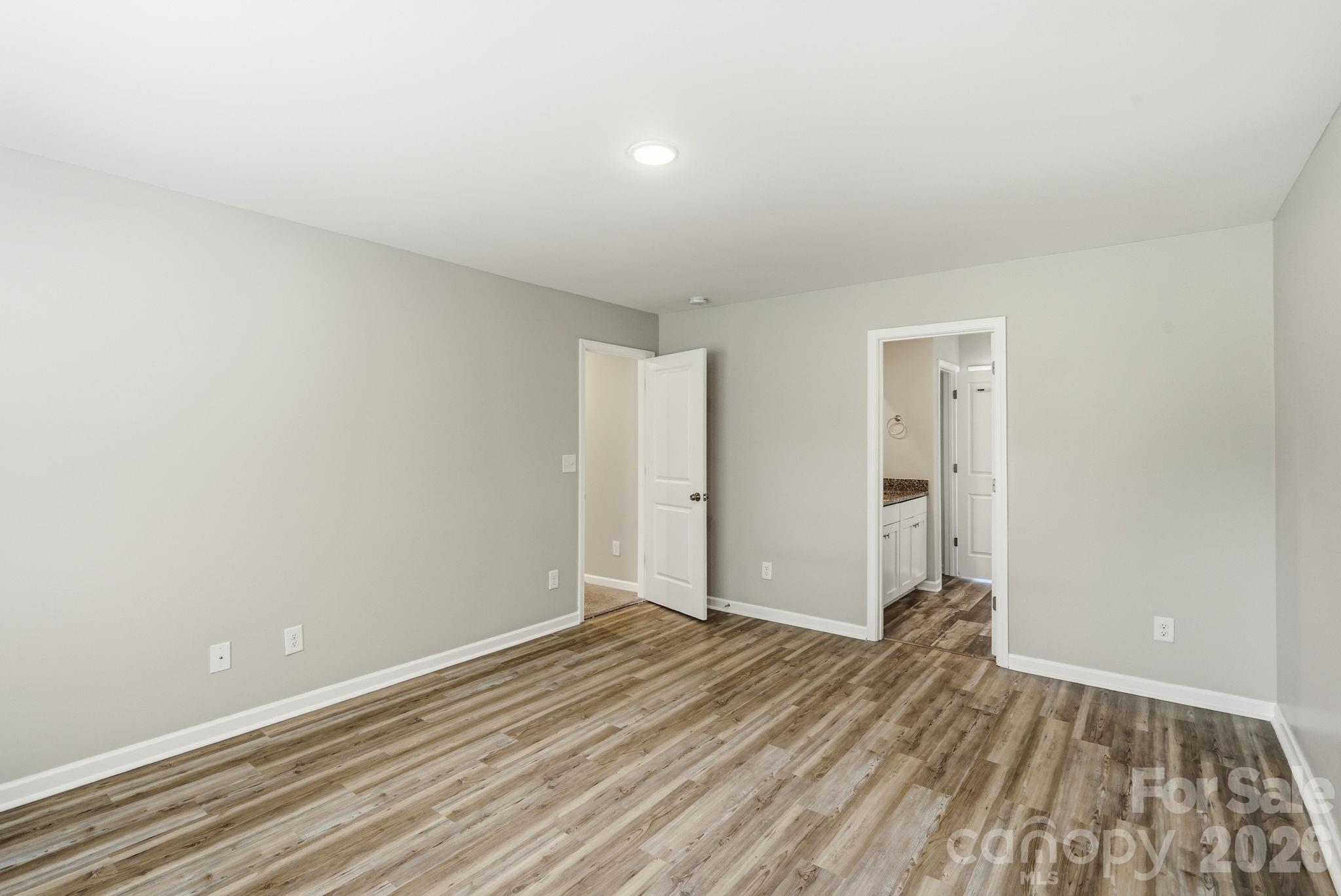 248 Valleybrook Lane Property Photo 23
