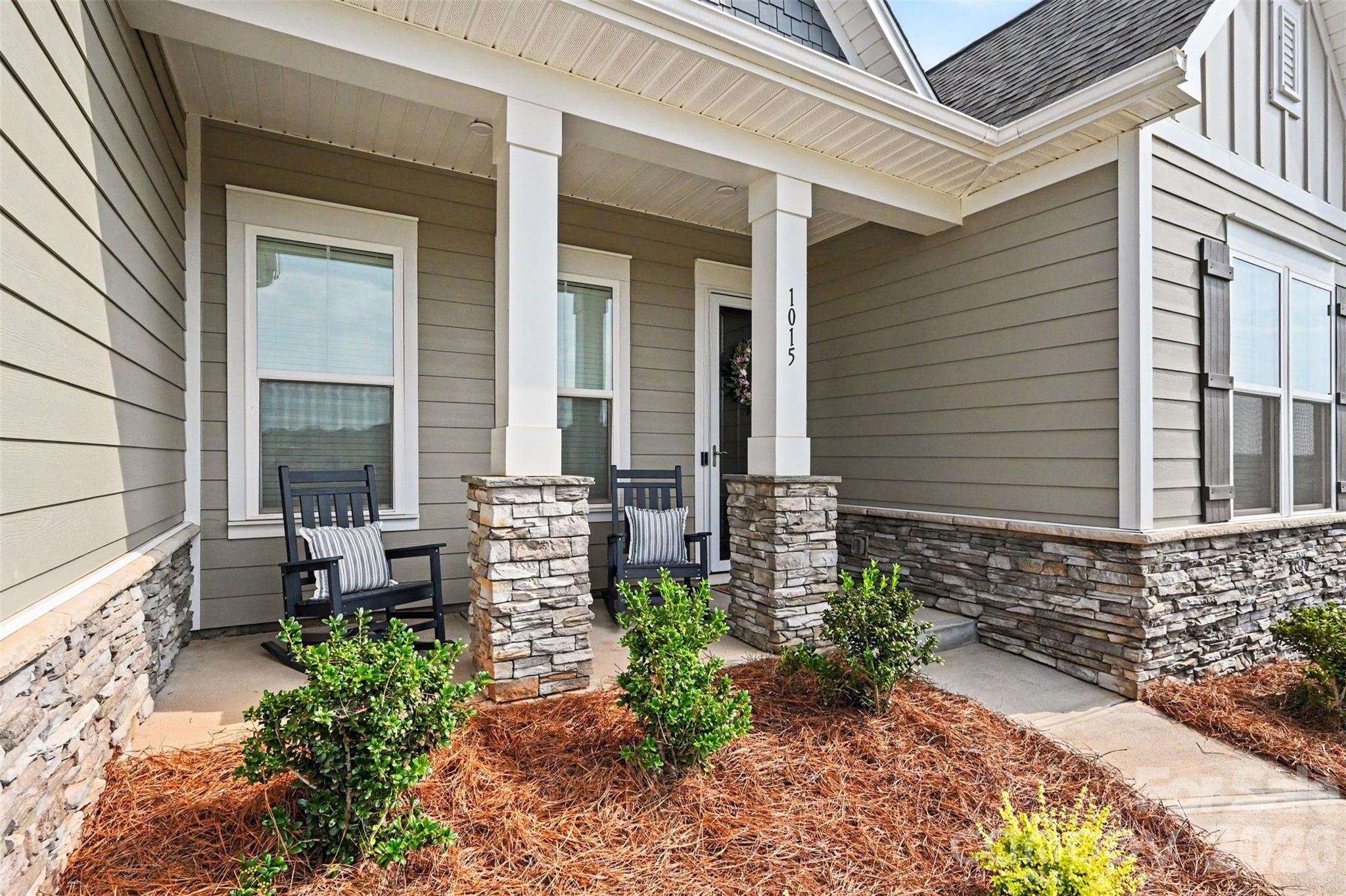 1015 Sugar Creek Road Property Photo 3