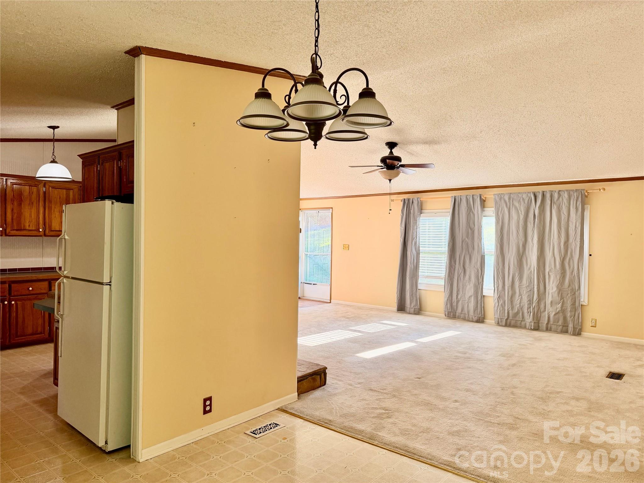 4851 Mounira Avenue Property Photo 8