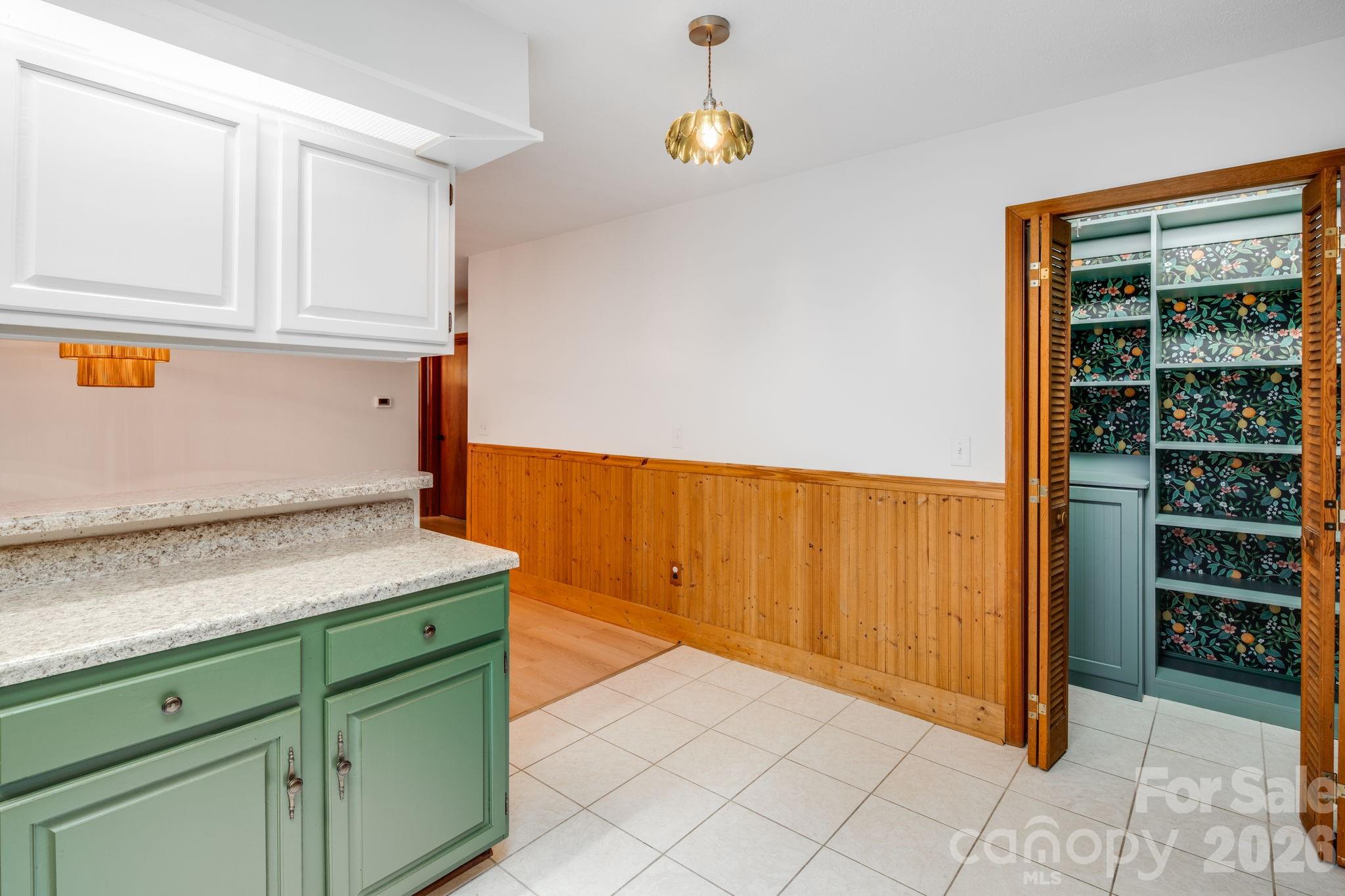 423 Rambling Drive Property Photo 14