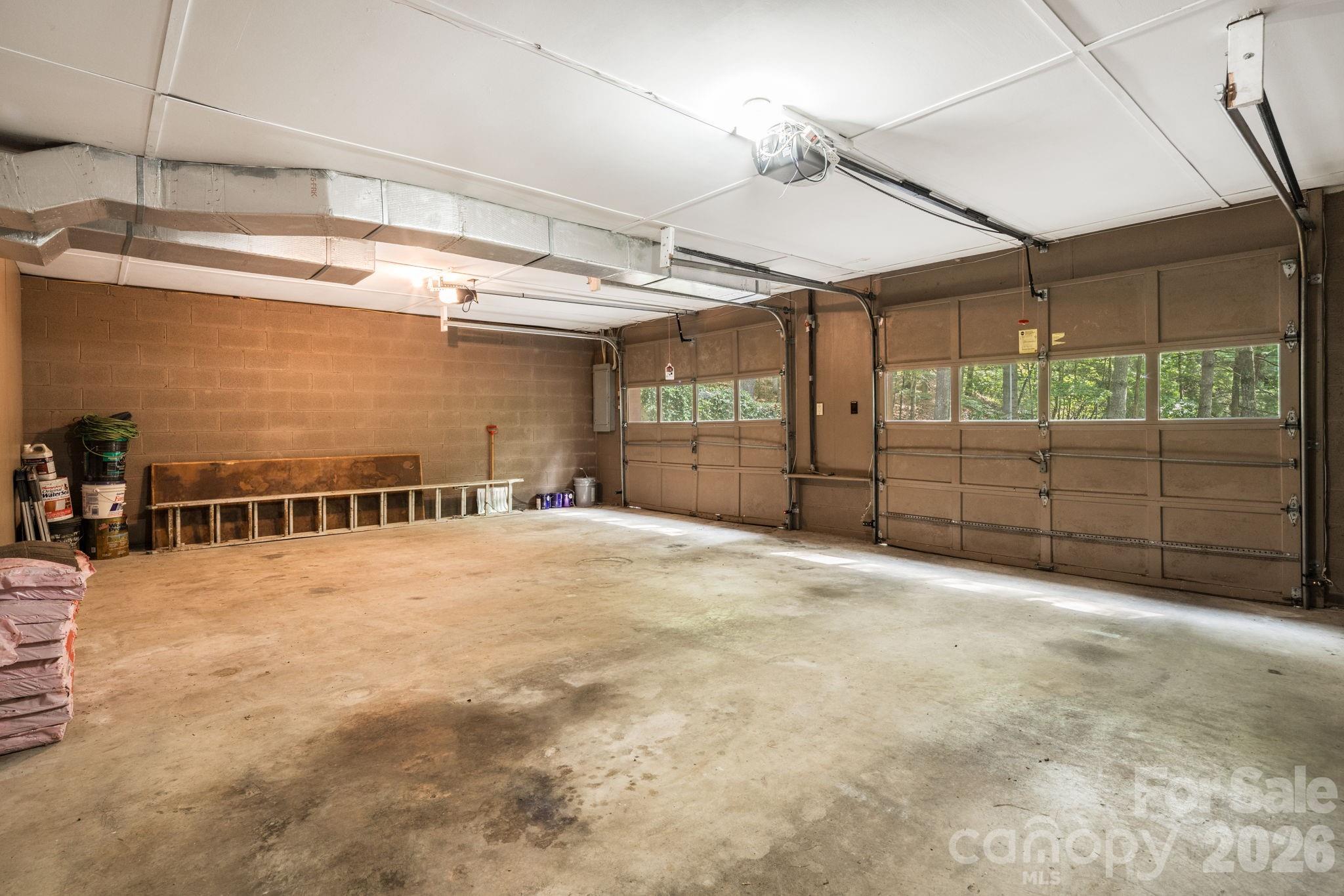 423 Rambling Drive Property Photo 31