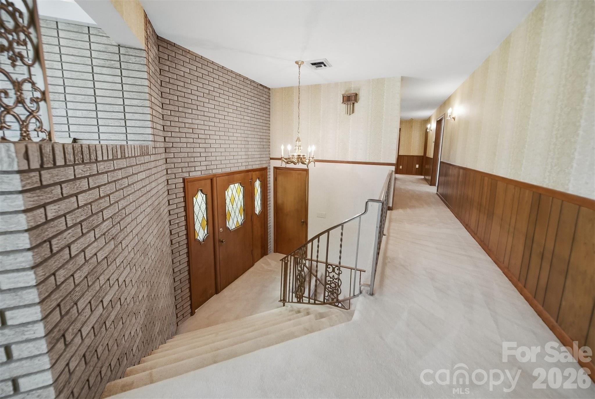 6859 River Bend Road Property Photo 5