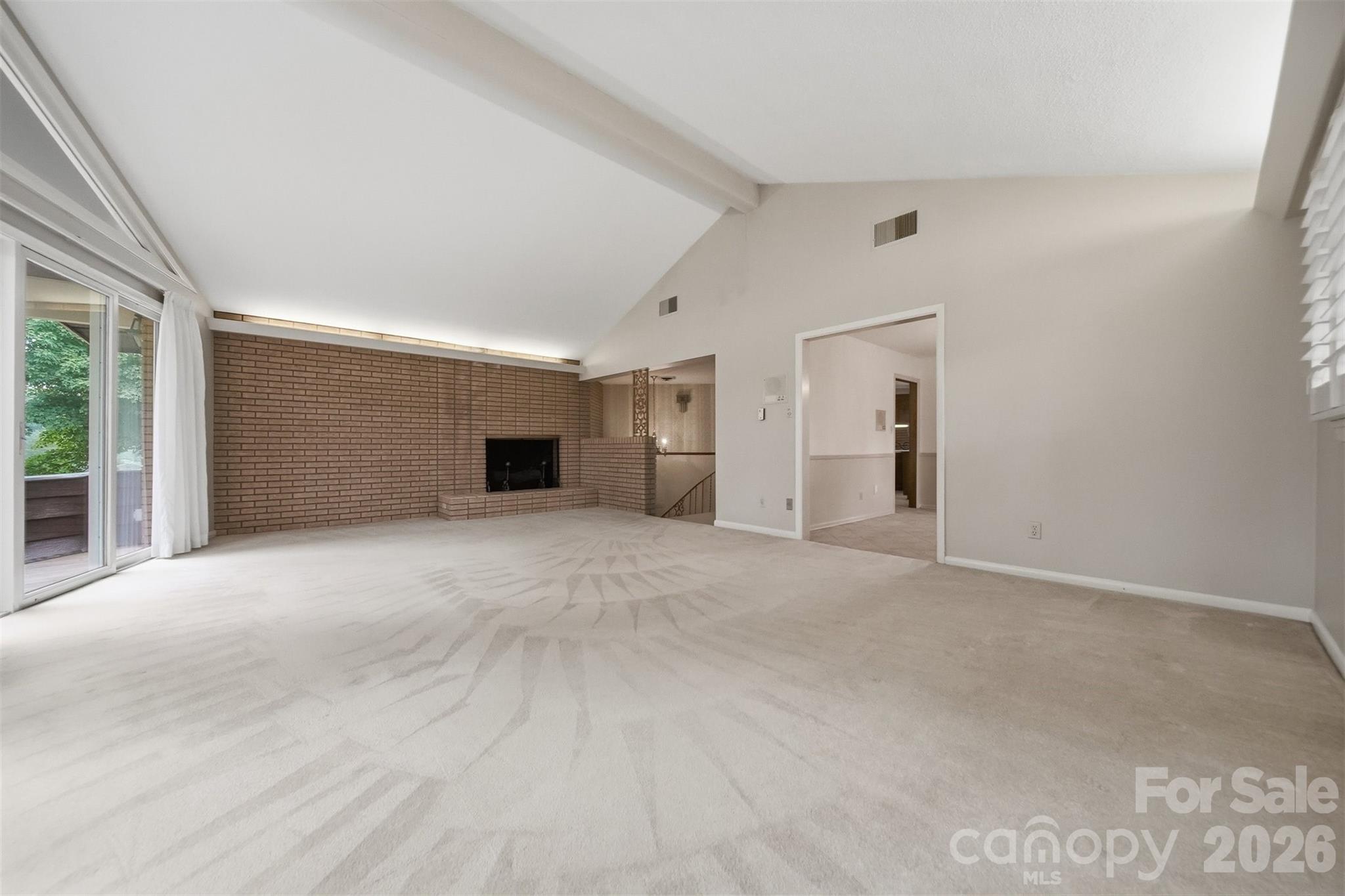 6859 River Bend Road Property Photo 7