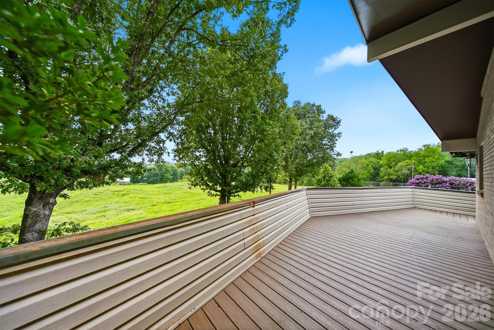 6859 River Bend Road Property Photo 9