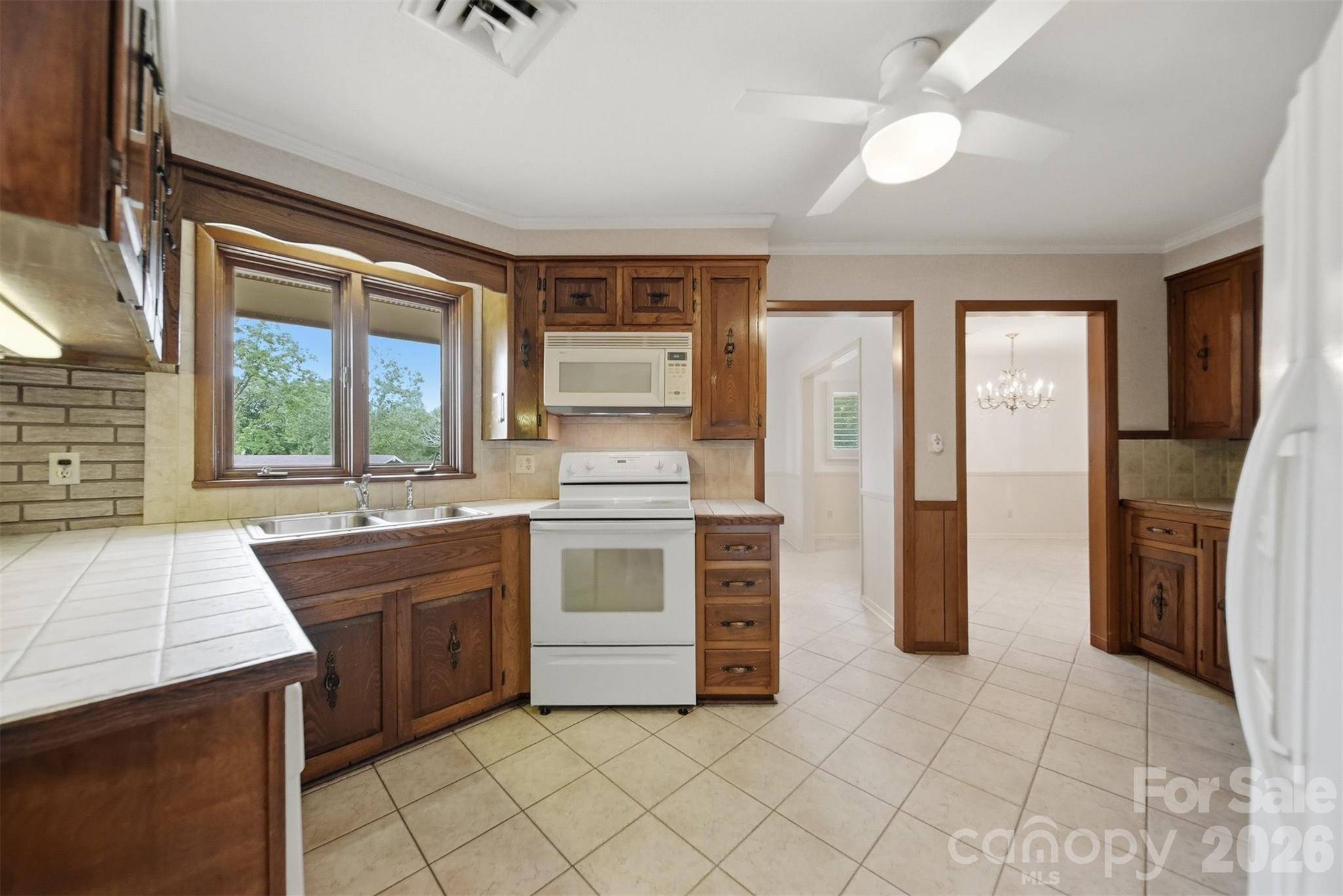 6859 River Bend Road Property Photo 14