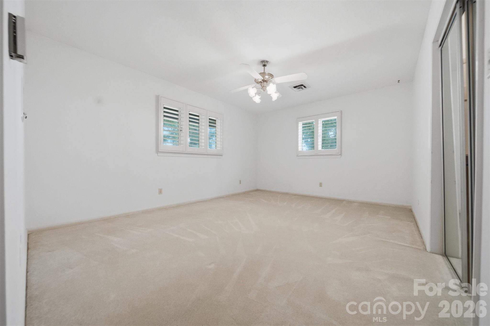 6859 River Bend Road Property Photo 19