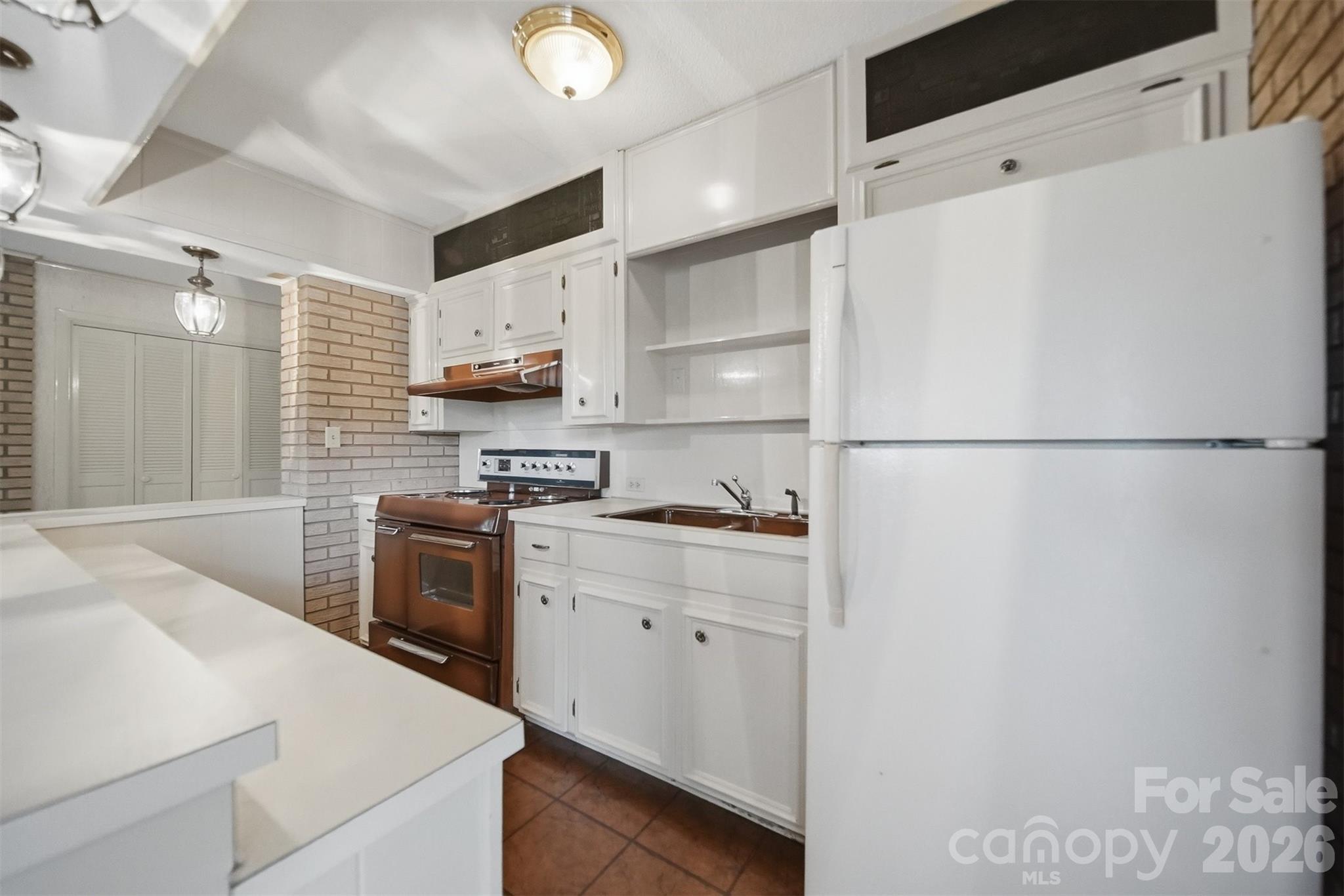 6859 River Bend Road Property Photo 28