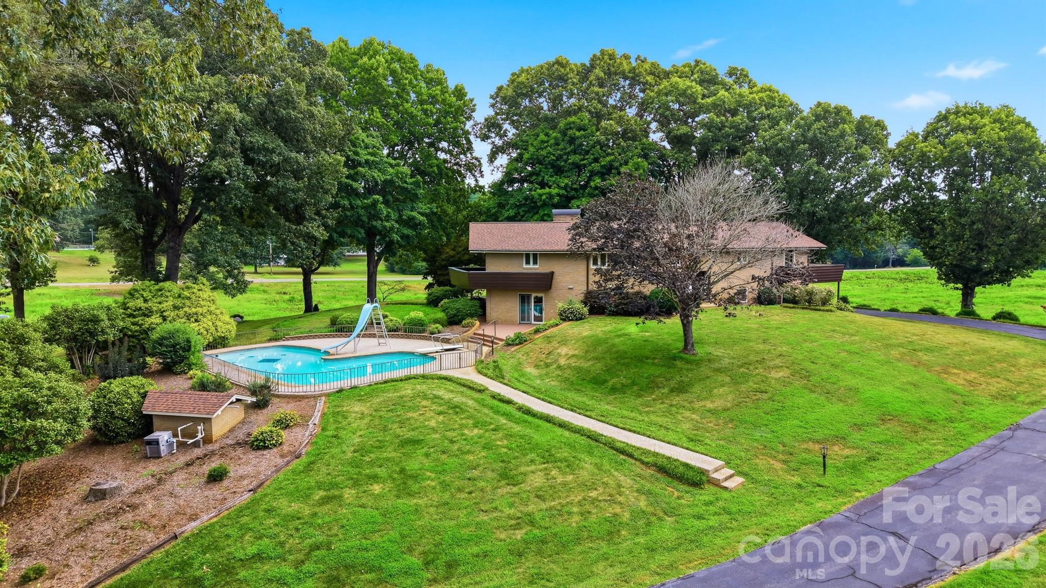 6859 River Bend Road Property Photo 36
