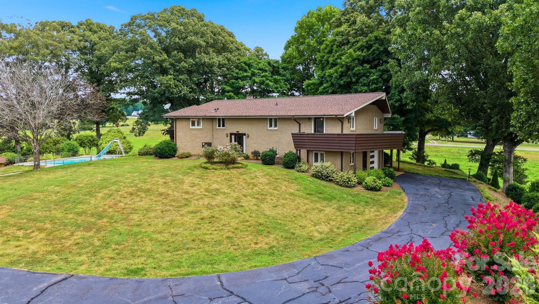 6859 River Bend Road Property Photo 37