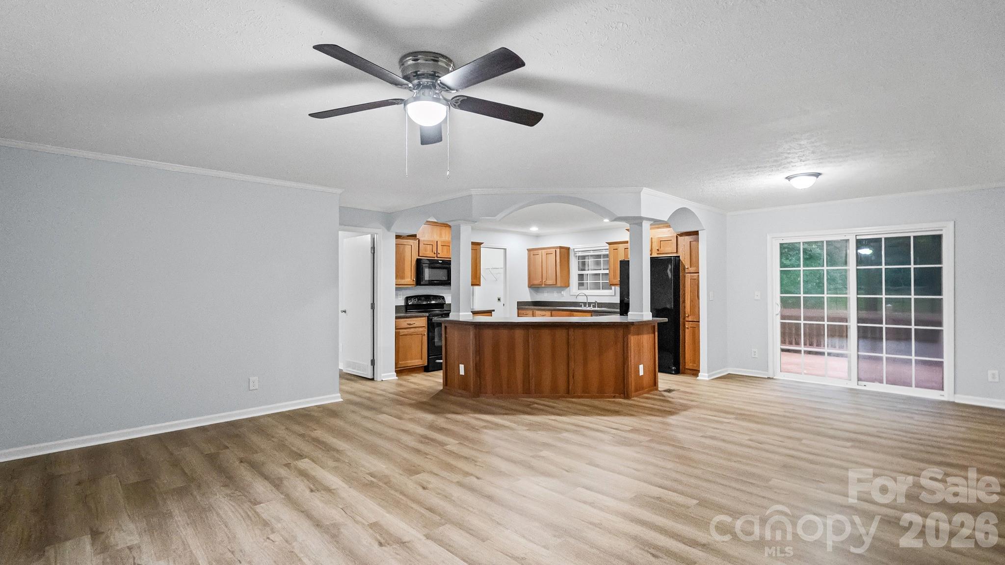 1185 Galway Lane Property Photo 2