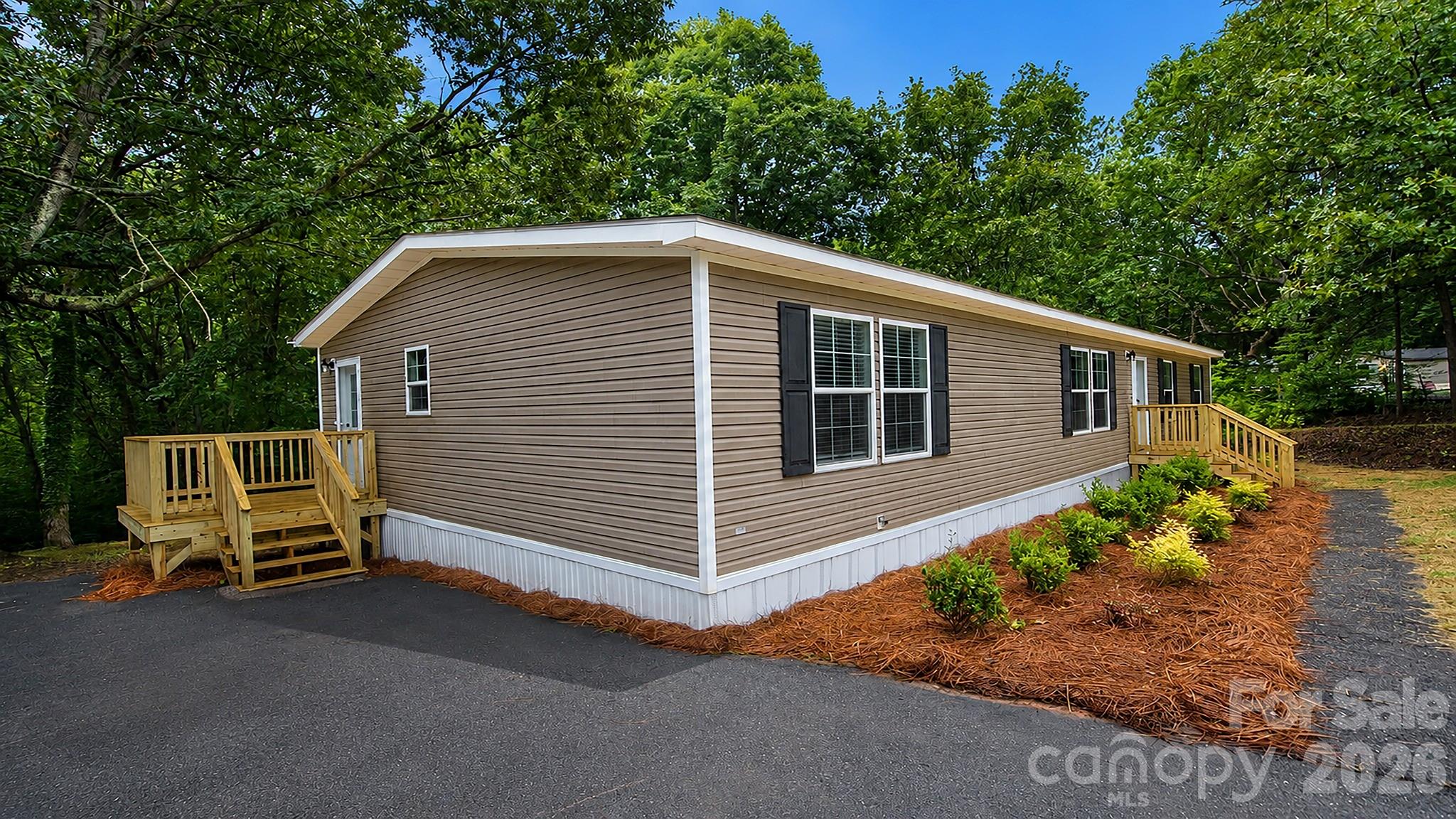 1185 Galway Lane Property Photo 27