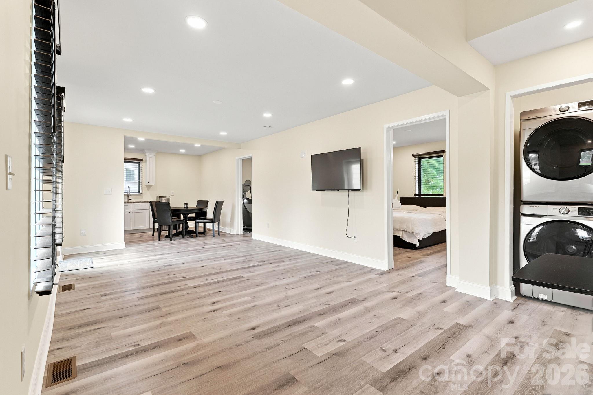 108 W Lee Avenue Property Photo 12