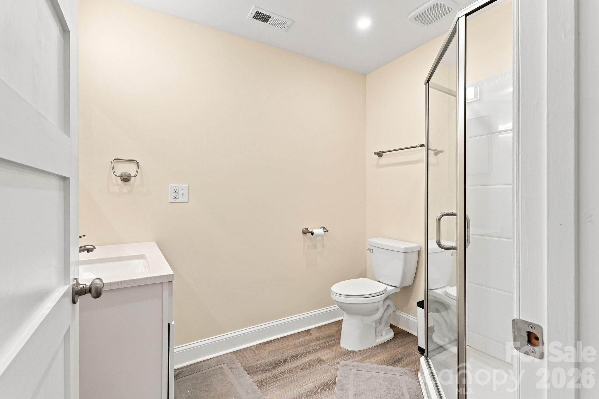 108 W Lee Avenue Property Photo 27