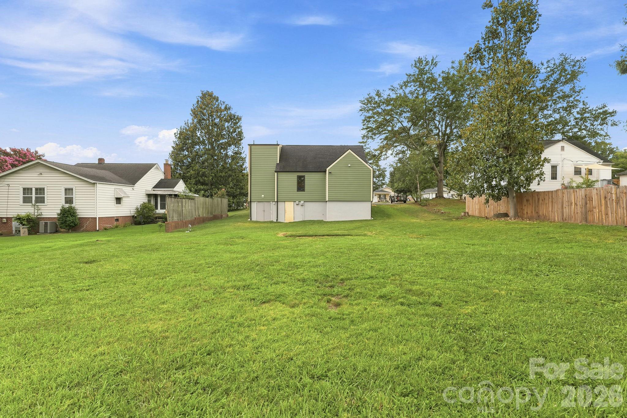 108 W Lee Avenue Property Photo 32